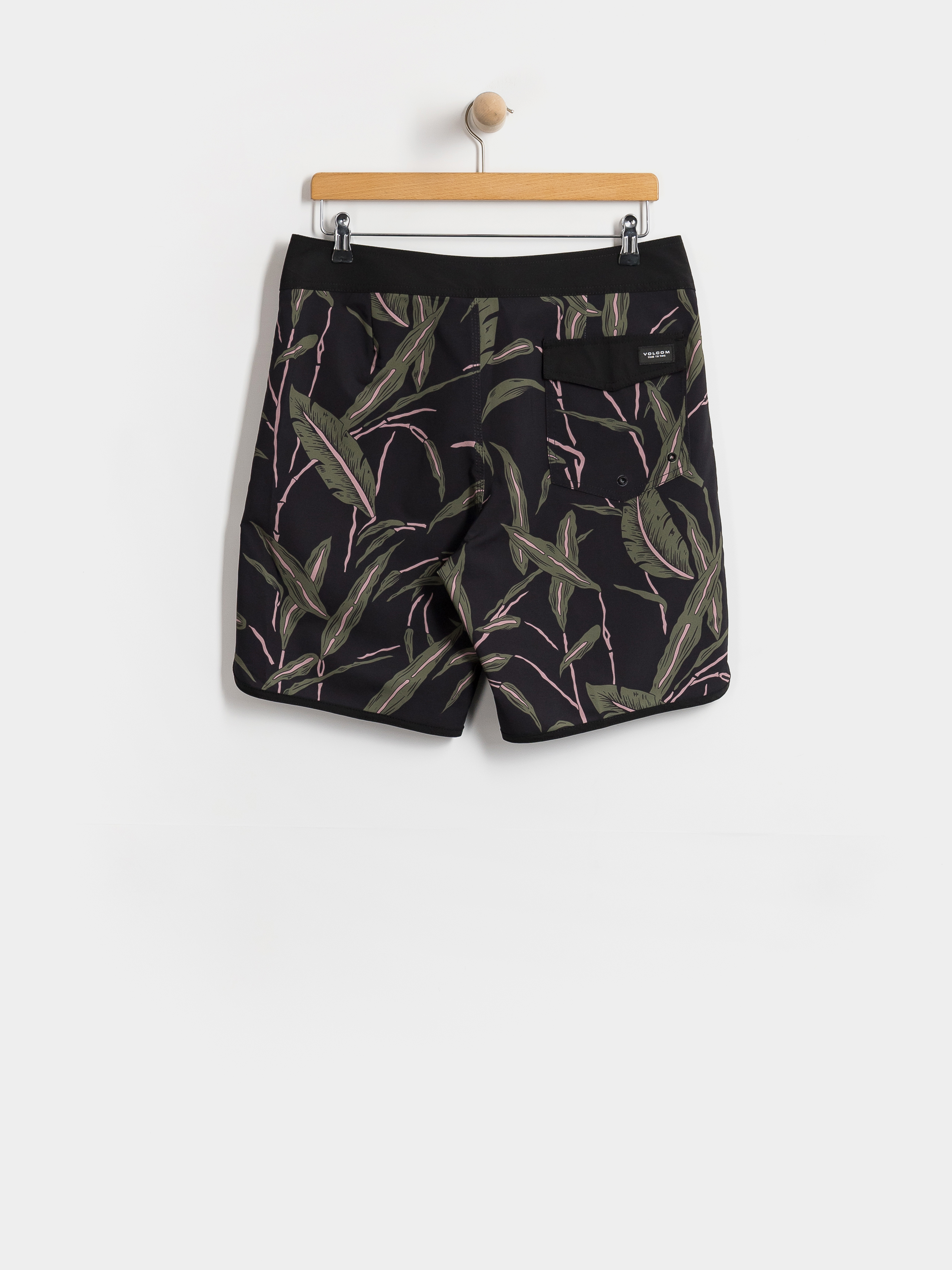 Plážové kraťasy Volcom Encounter Scallop Mod 19 (black)