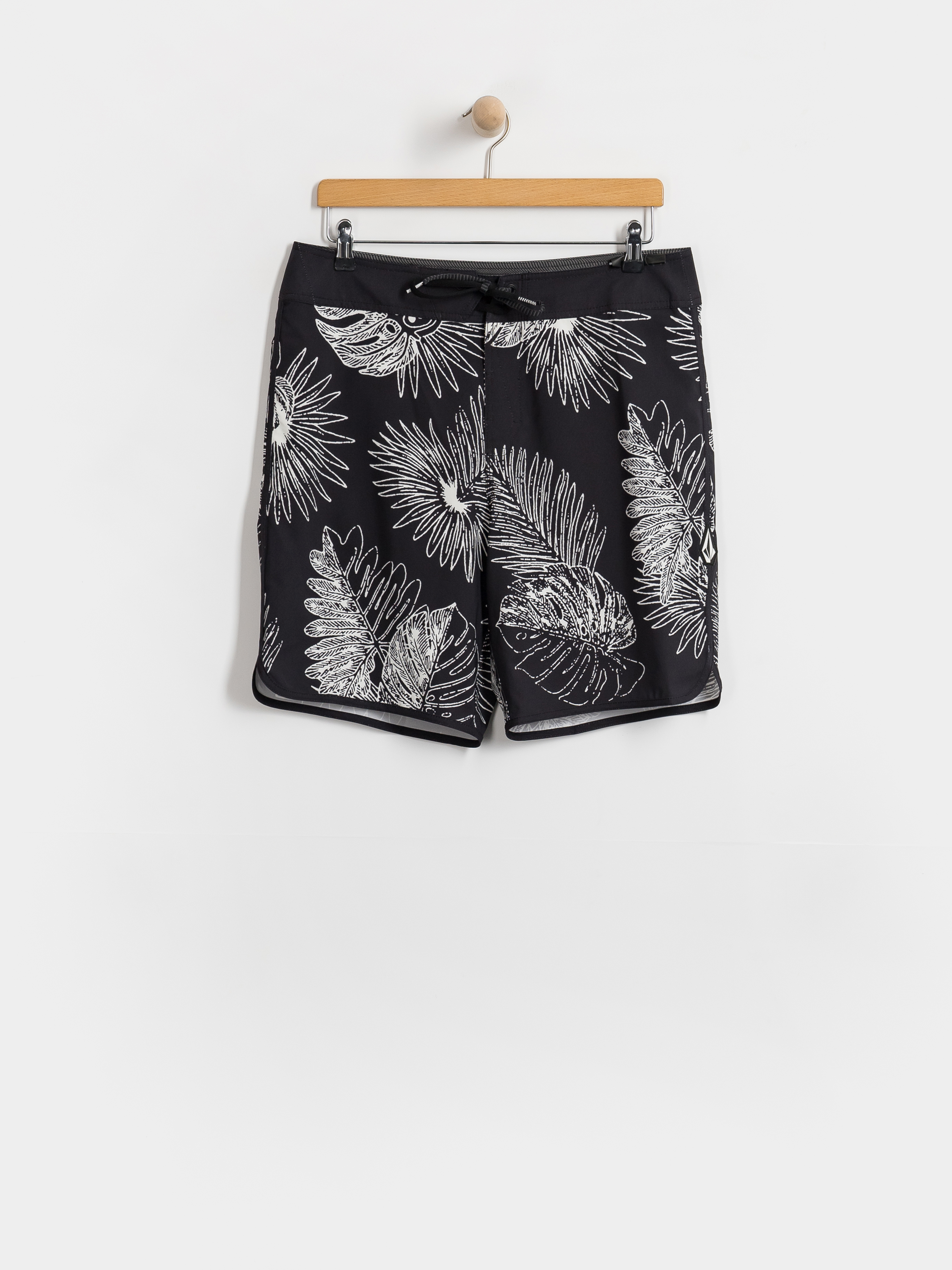 Plážové kraťasy Volcom Scallop Mod 19