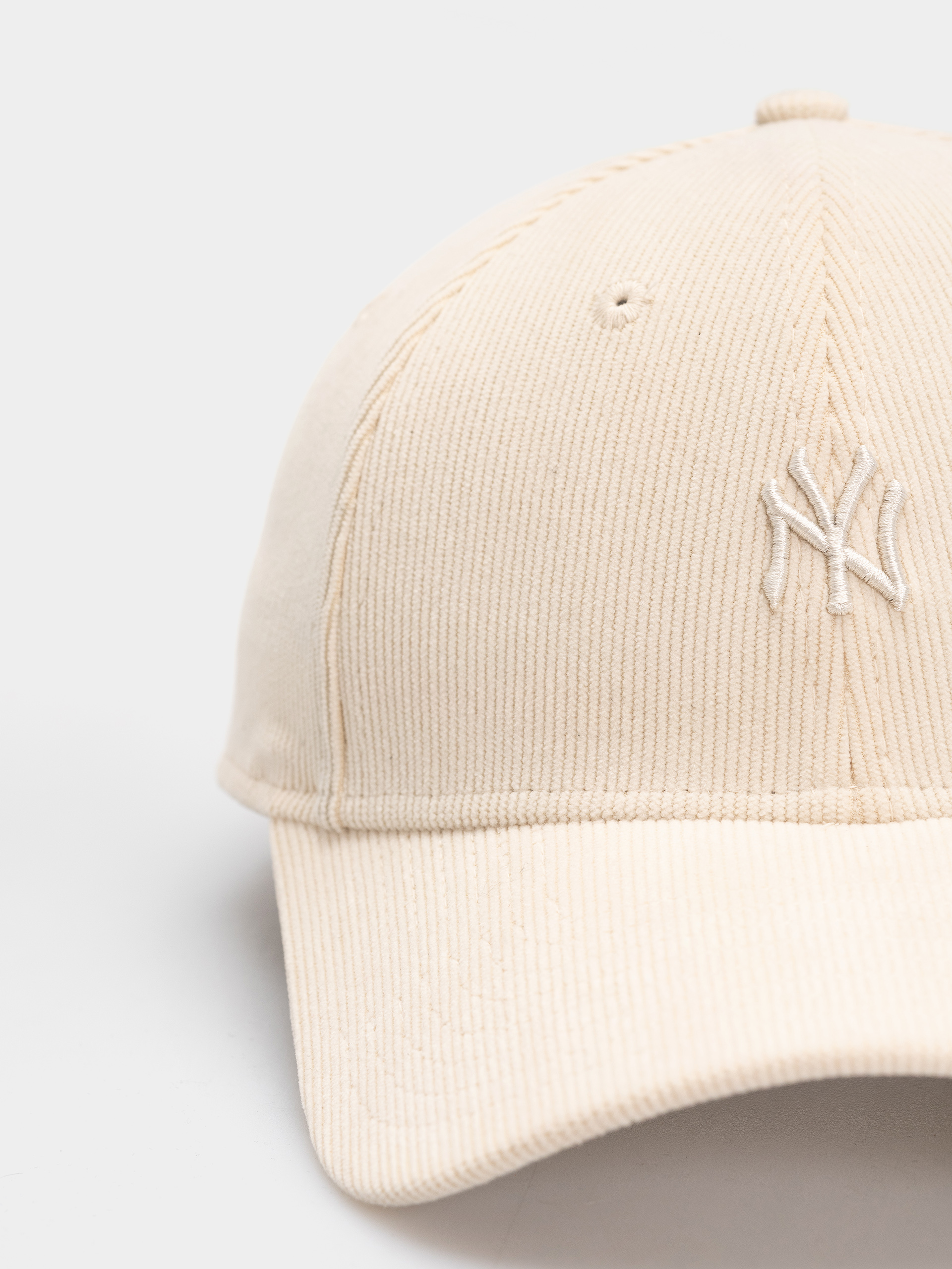 Kšiltovka  New Era Mini Cord 9Forty New York Yankees Wmn (light cream)