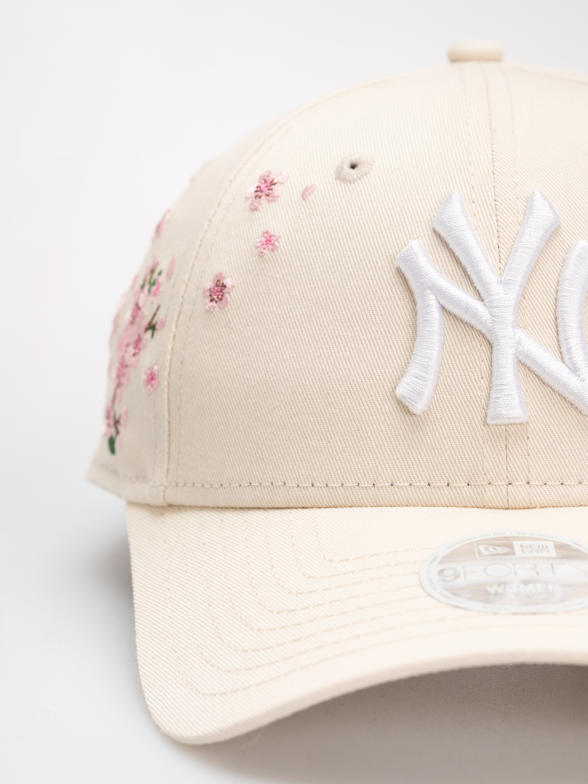Kšiltovka  New Era Floral Icon 9Forty New York Yankees Wmn (light cream)