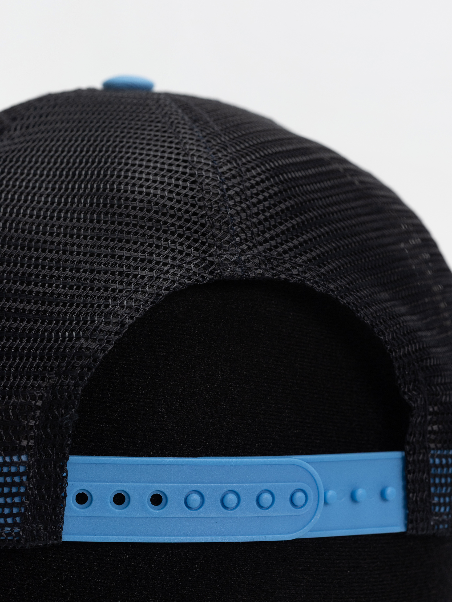 Kšiltovka  New Era Location Patch Trucker (blue/white)