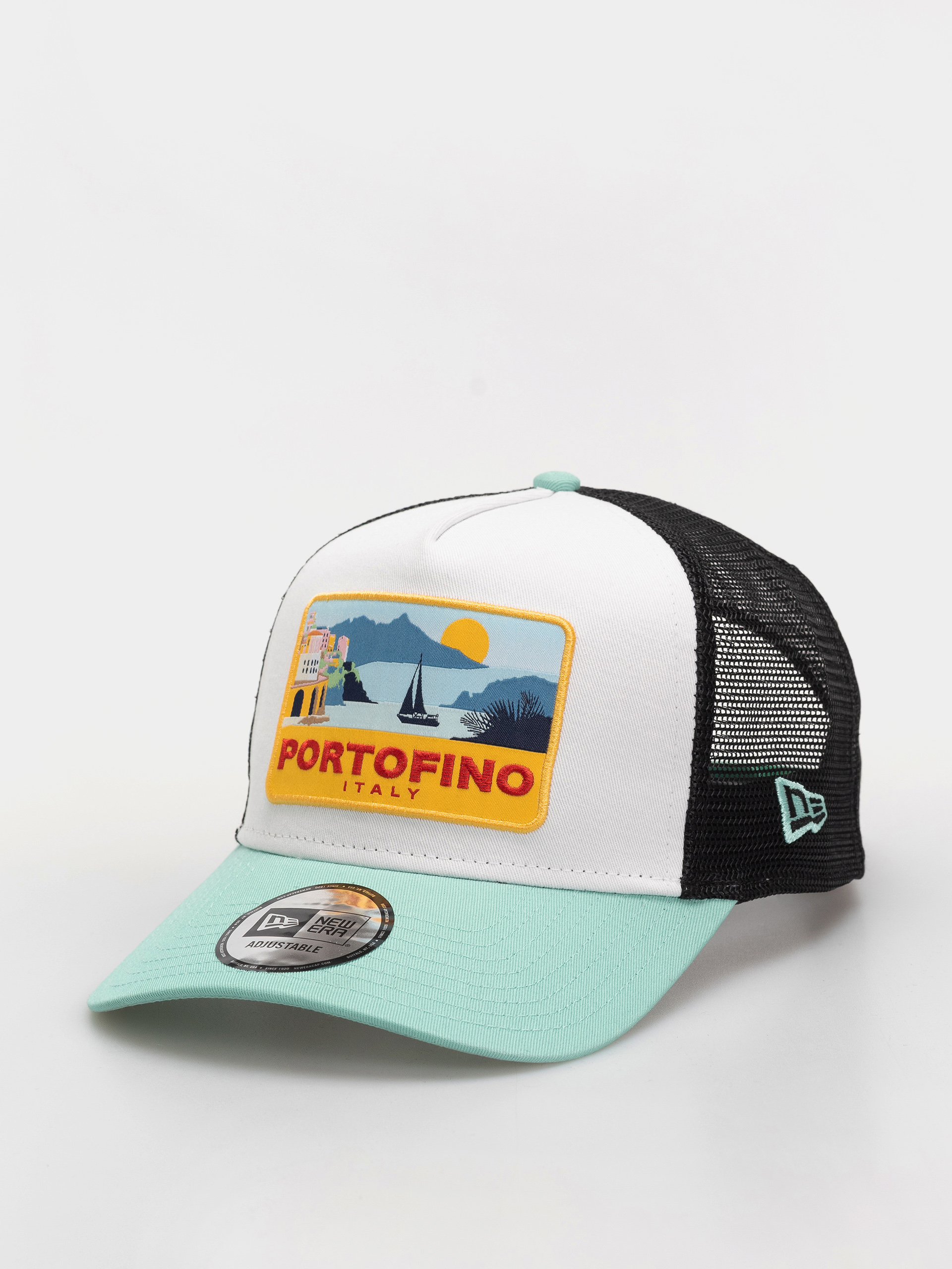 Kšiltovka  New Era Location Patch Trucker (green/white)