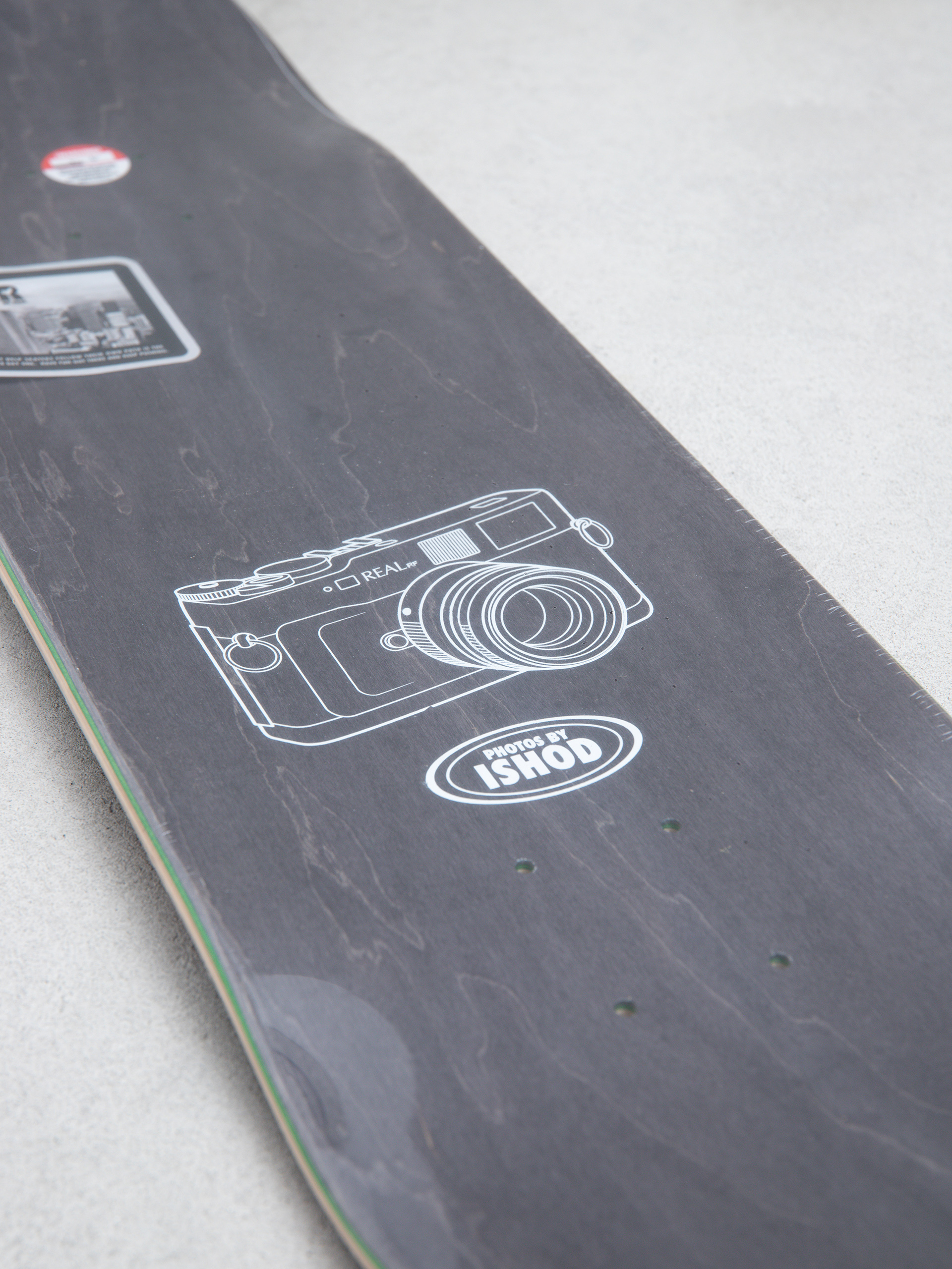 Deska Real Ishod Photos Slick (black)