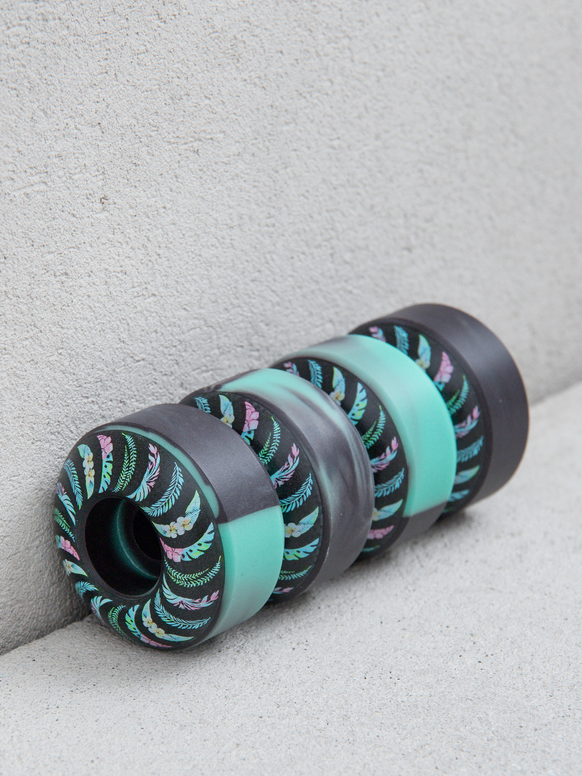 Kolečka Spitfire F4 99D Teamm Floral Classic (teal/black swirl)