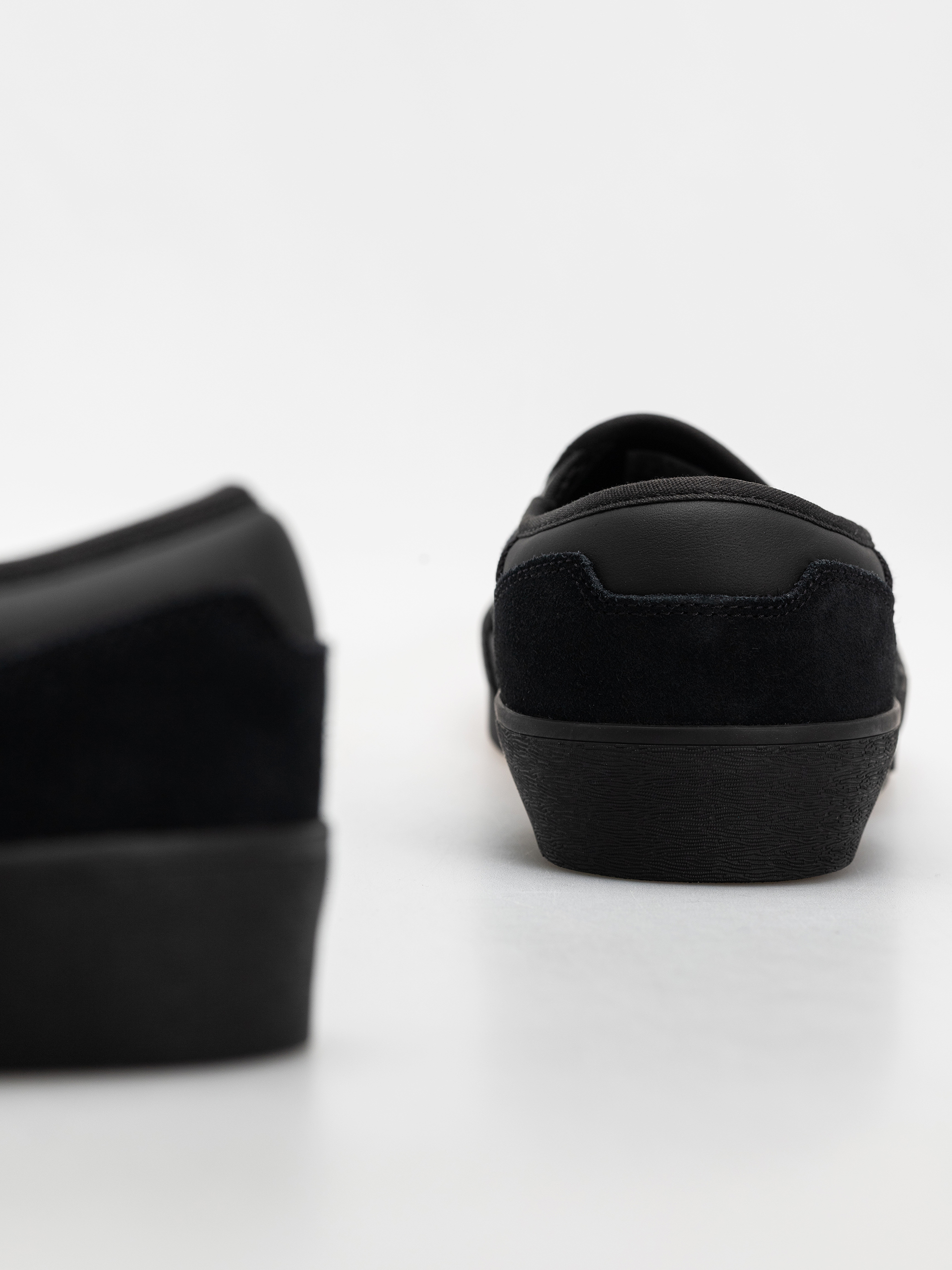 Plážovky adidas Shmoofoil Slip Rx (cblack/grefou/cblack)