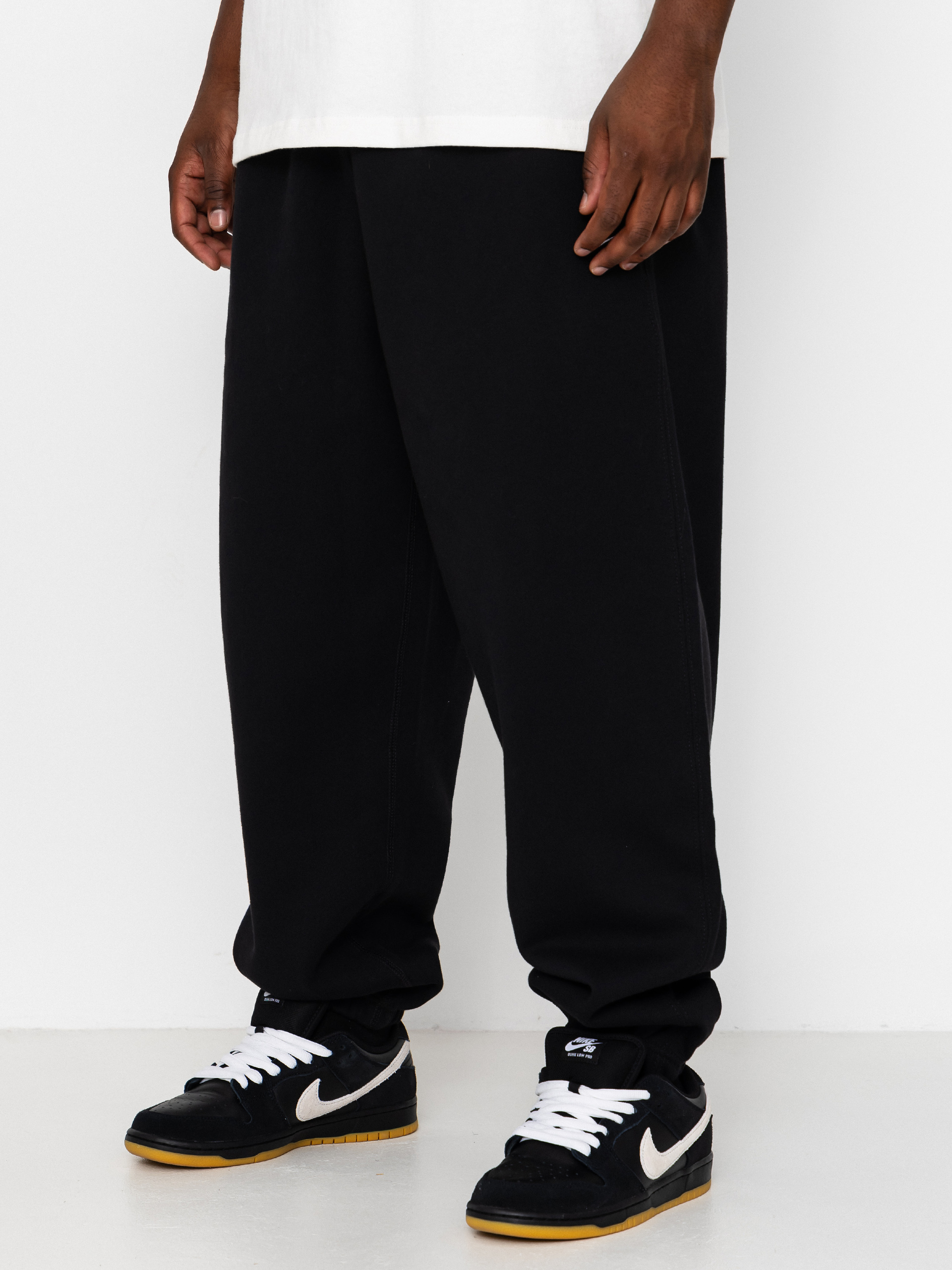 Kalhoty Nike SB Solo Swoosh (black/black/white)
