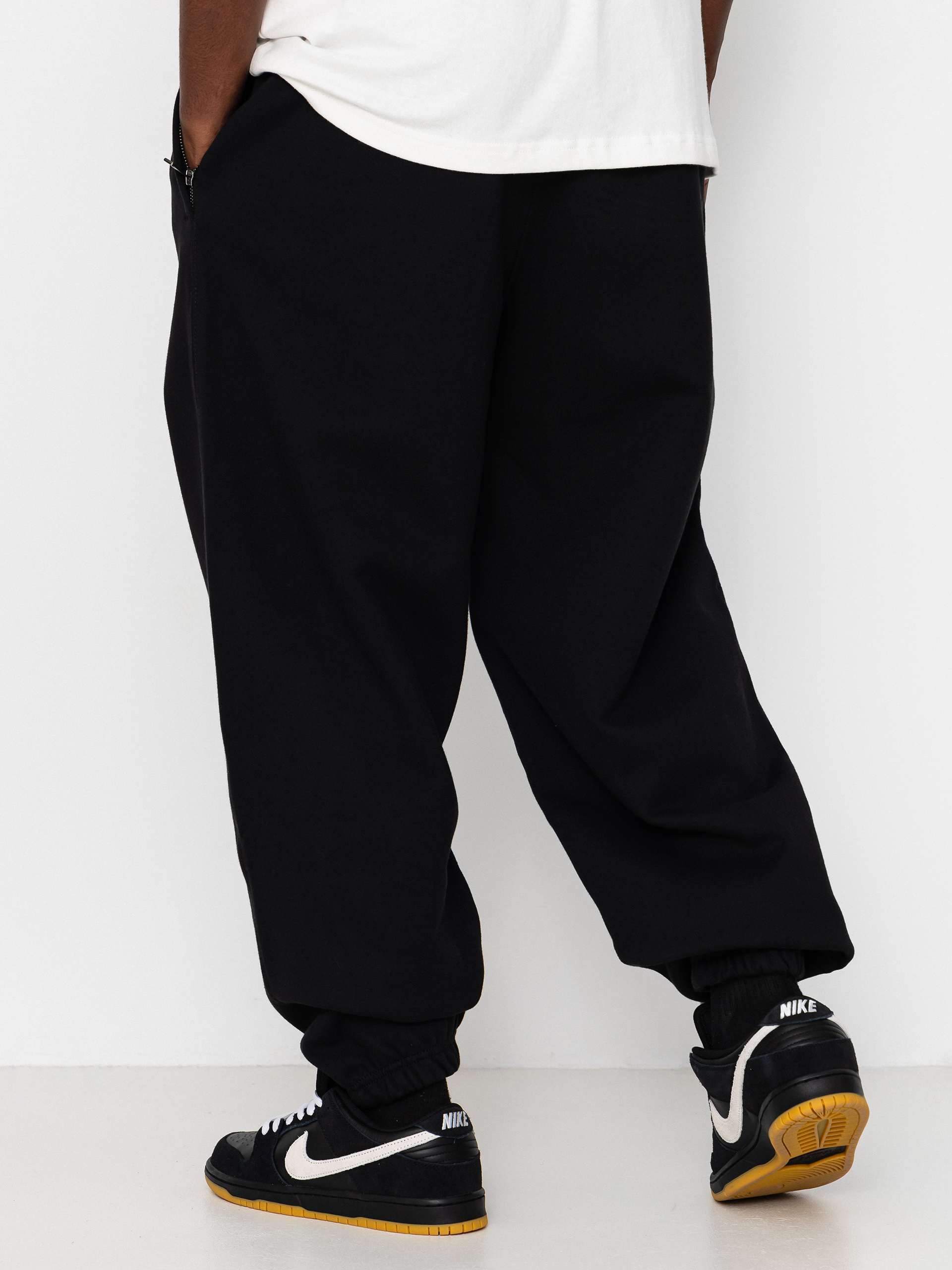 Kalhoty Nike SB Solo Swoosh (black/black/white)