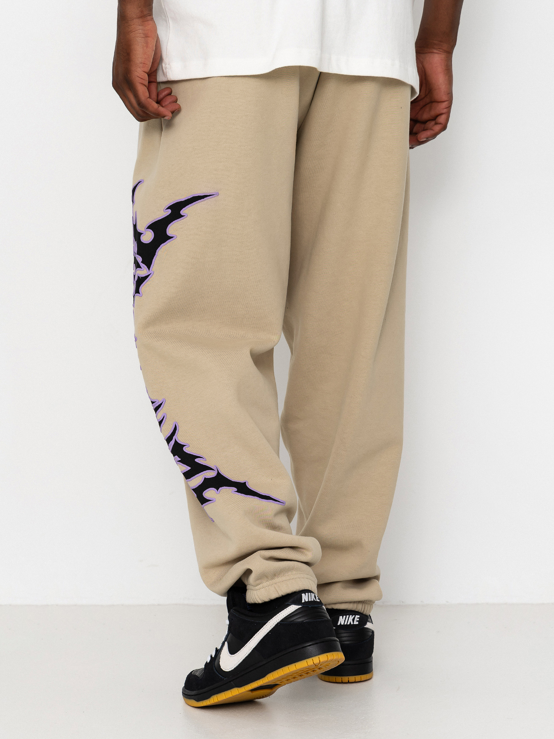 Kalhoty Santa Cruz Out Of Time Strip Jogger (stone grey)