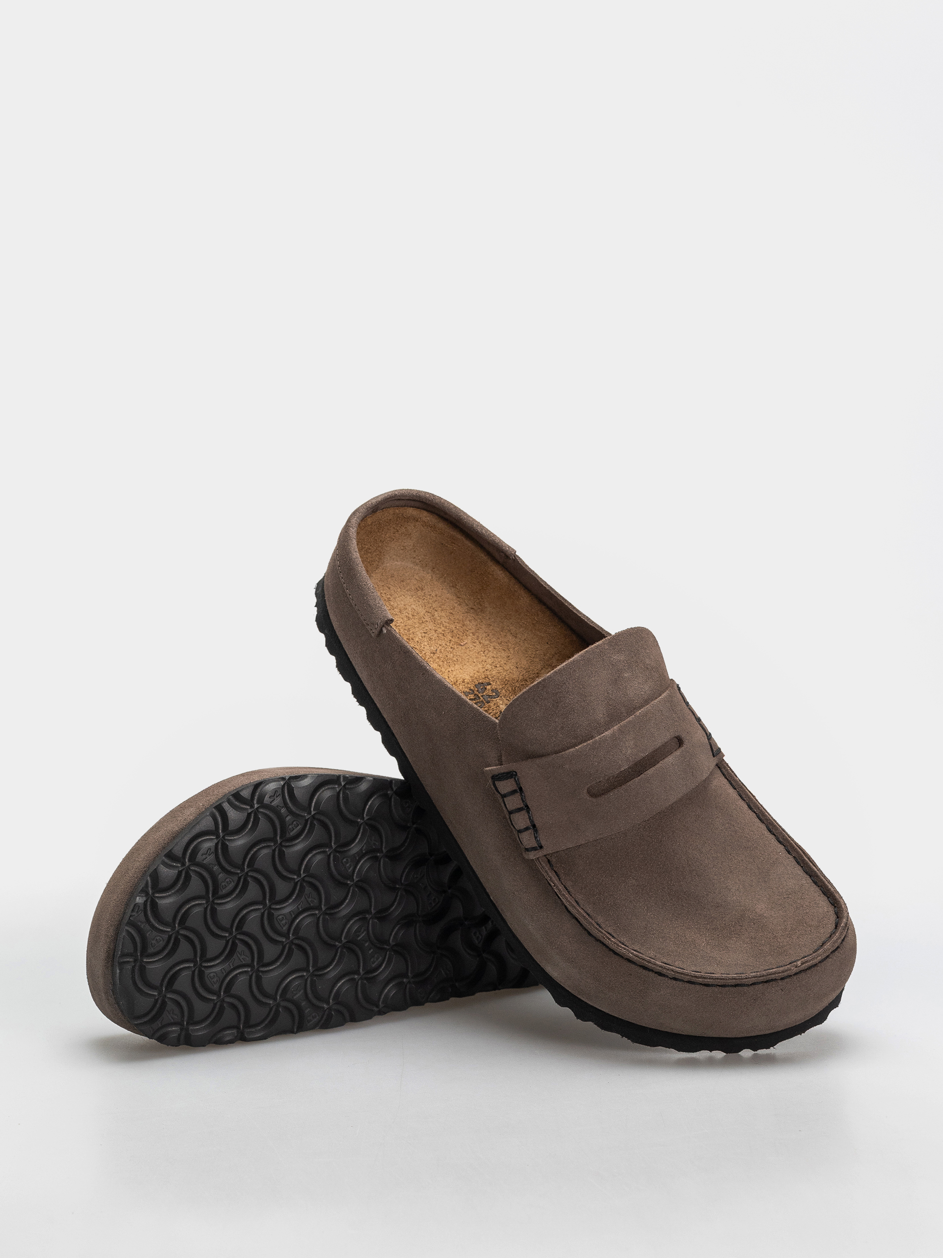 Plážovky Birkenstock Naples Wrapped Suede Leather Regular (concrete gray)