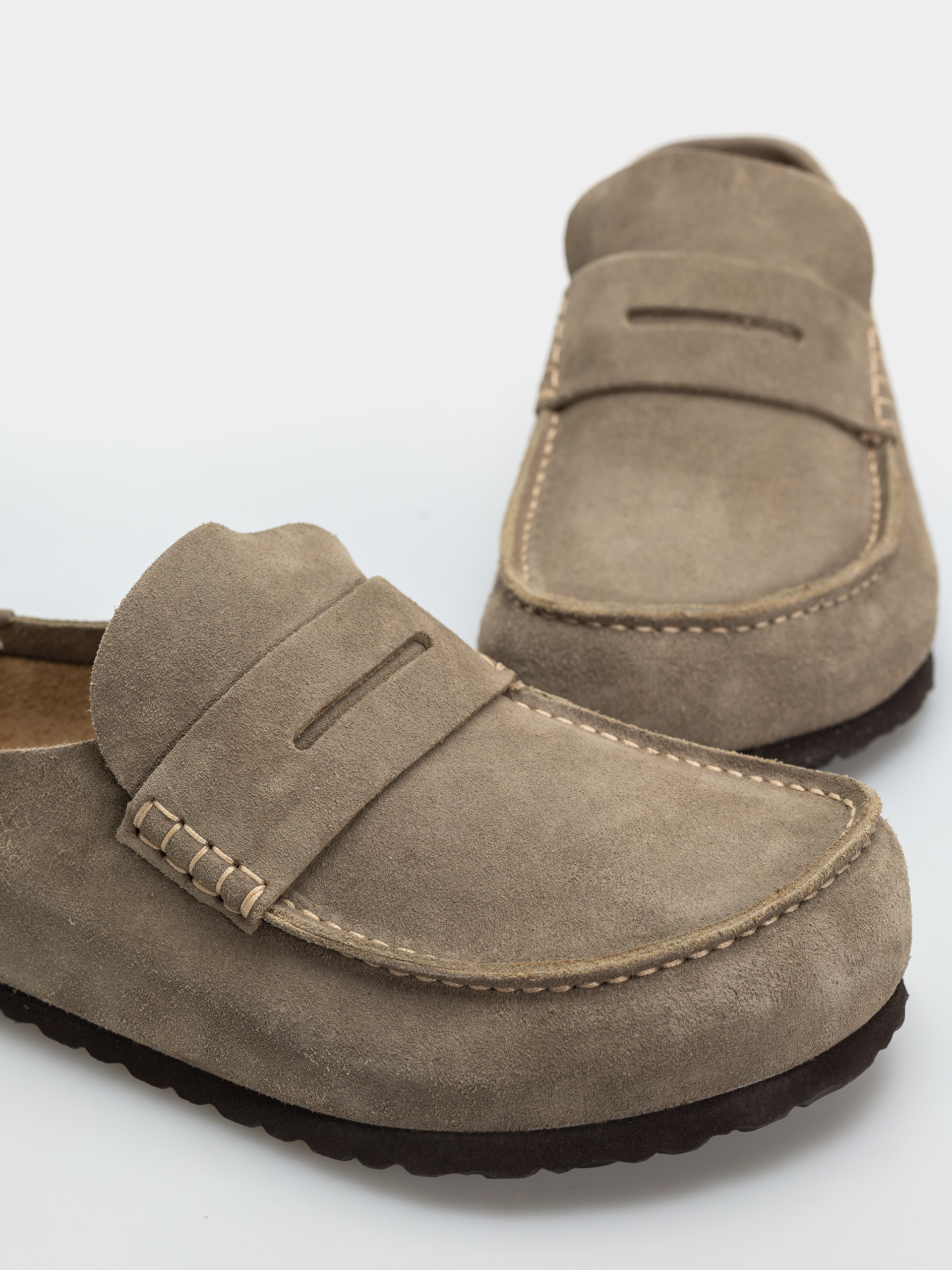 Plážovky Birkenstock Naples Wrapped Suede Leather Regular (taupe)