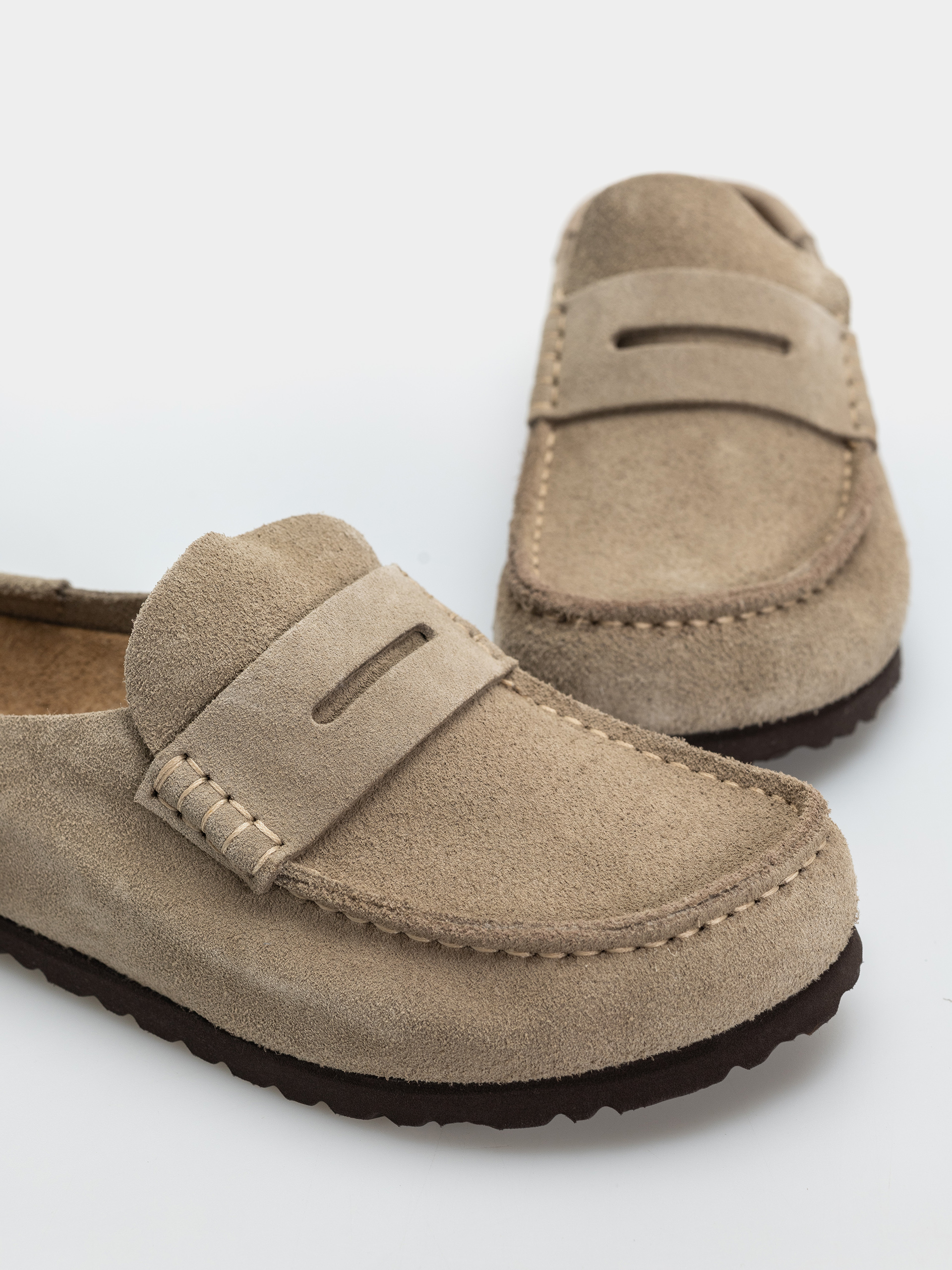 Plážovky Birkenstock Naples Wrapped Suede Leather Narrow (taupe)