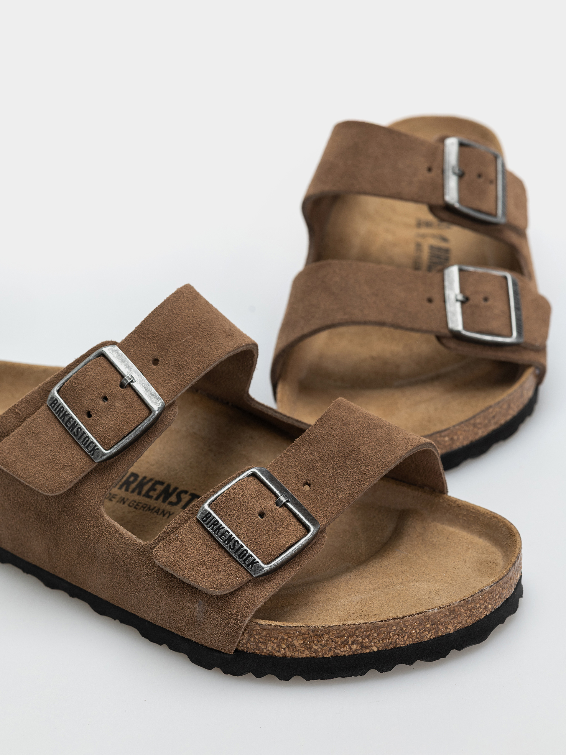 Plážovky Birkenstock Arizona Suede Leather Regular (dark tea)