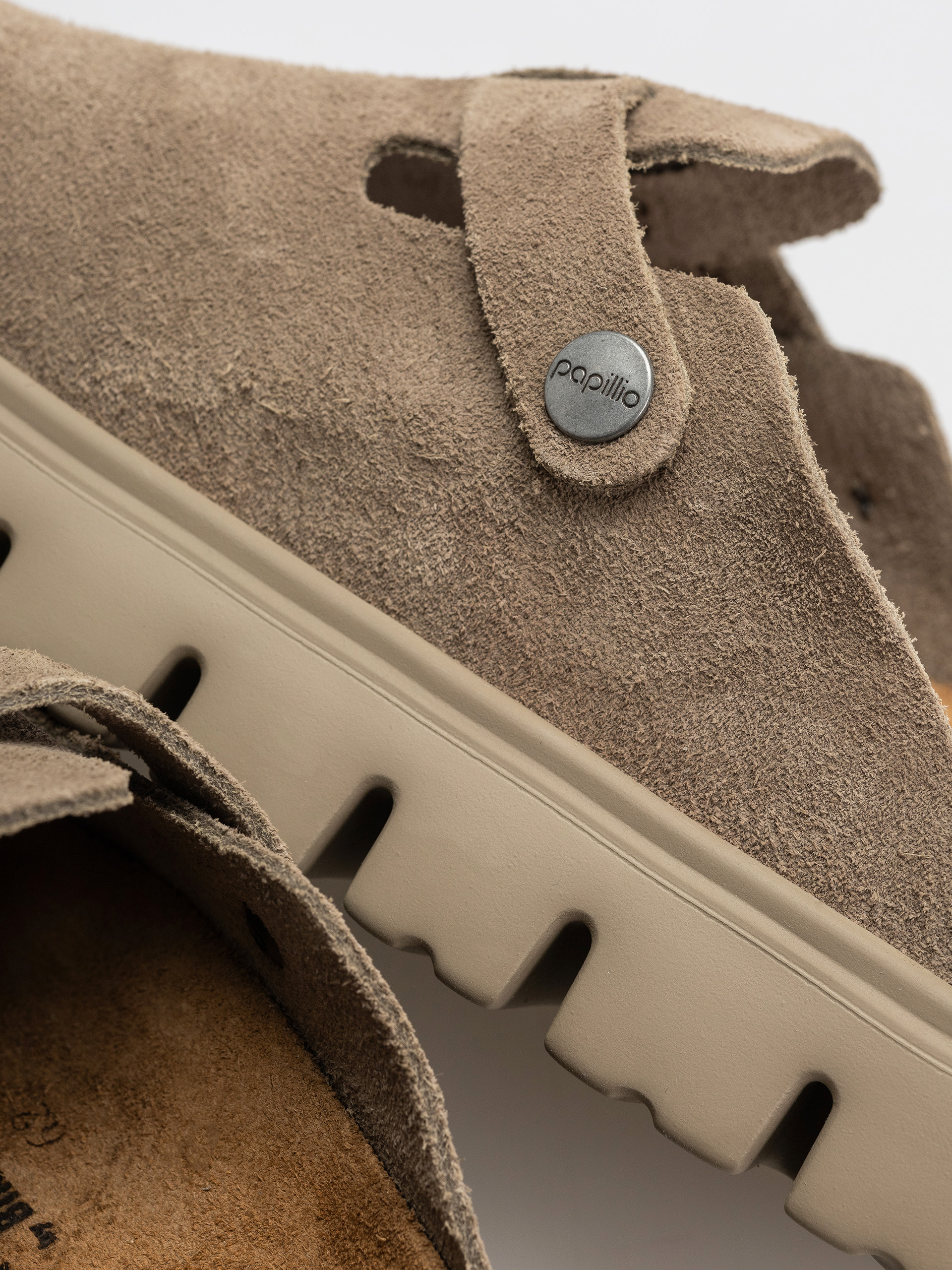 Plážovky Birkenstock Boston Chunky Suede Leather Narrow Wmn (taupe)