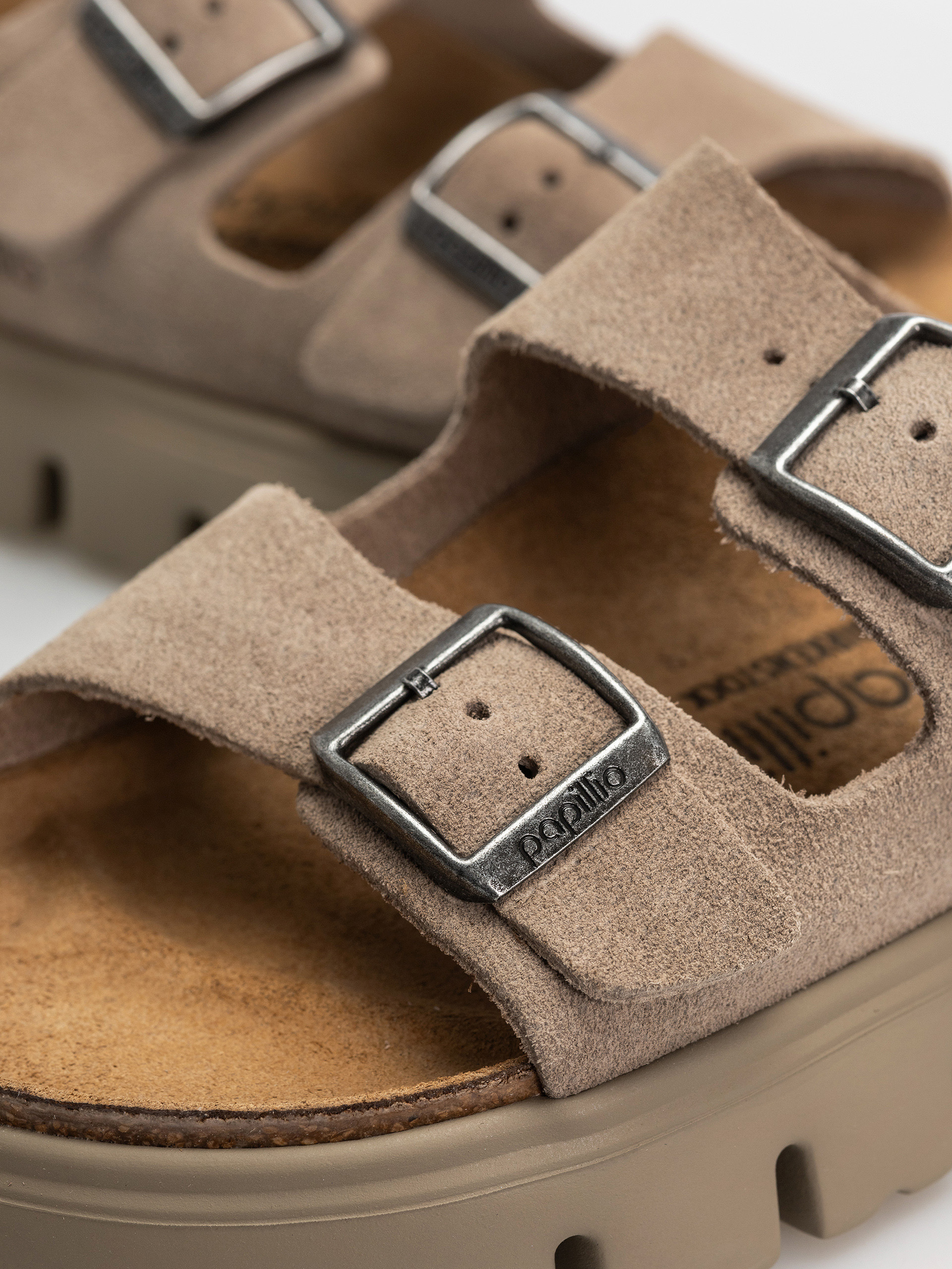 Plážovky Birkenstock Arizona Chunky Suede Leather Narrow Wmn (taupe tonal)