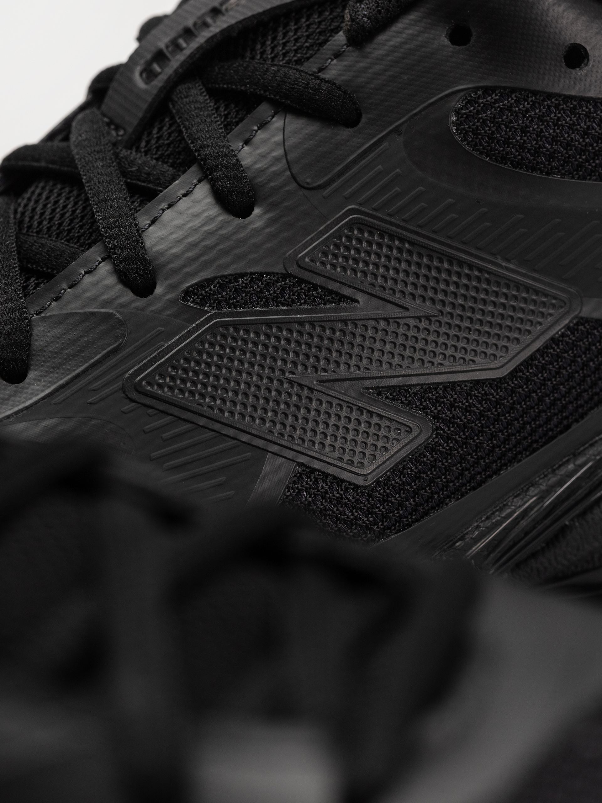 Boty New Balance 2000 (black/white)