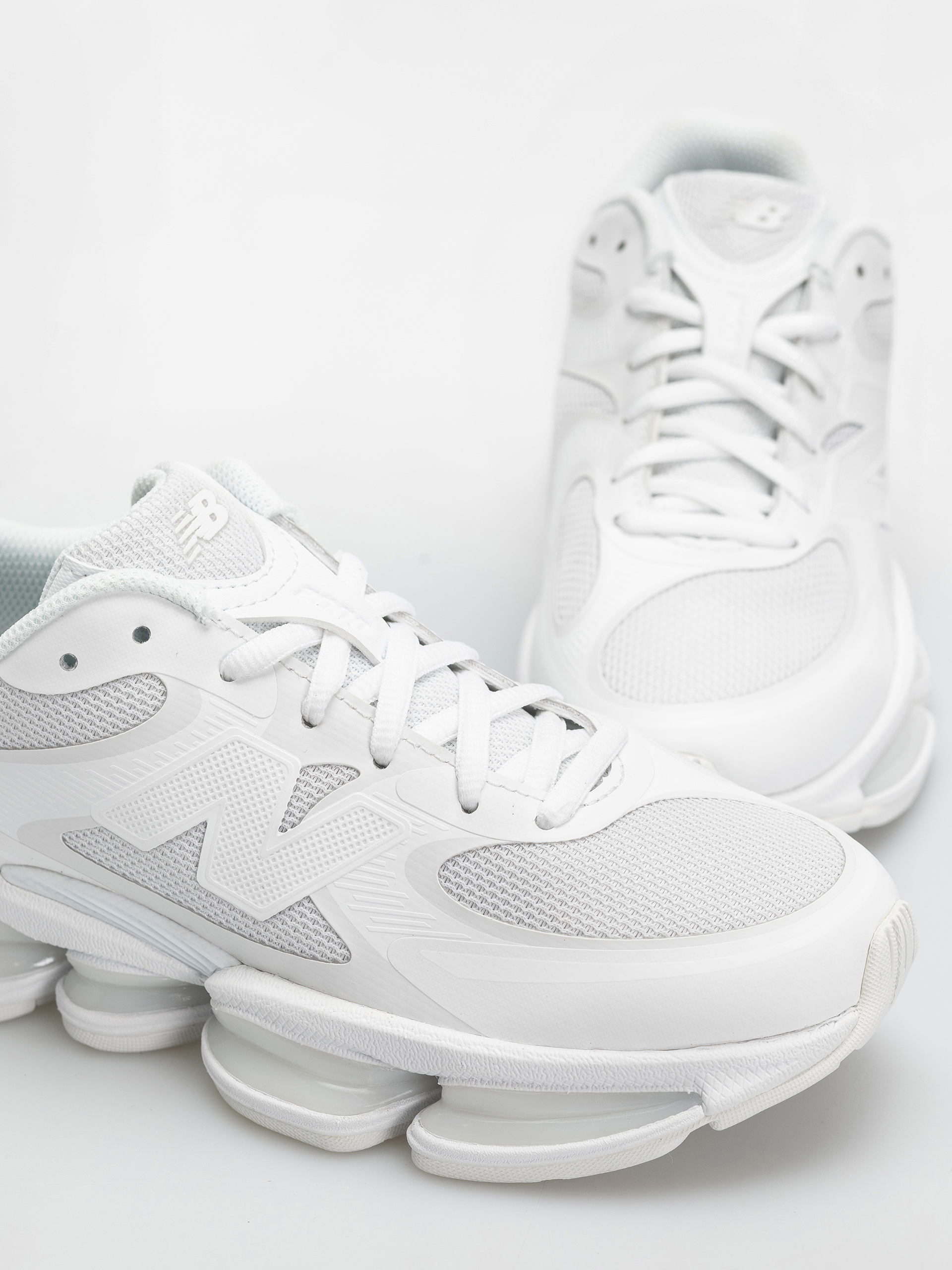 Boty New Balance 2000 (white/white/black)
