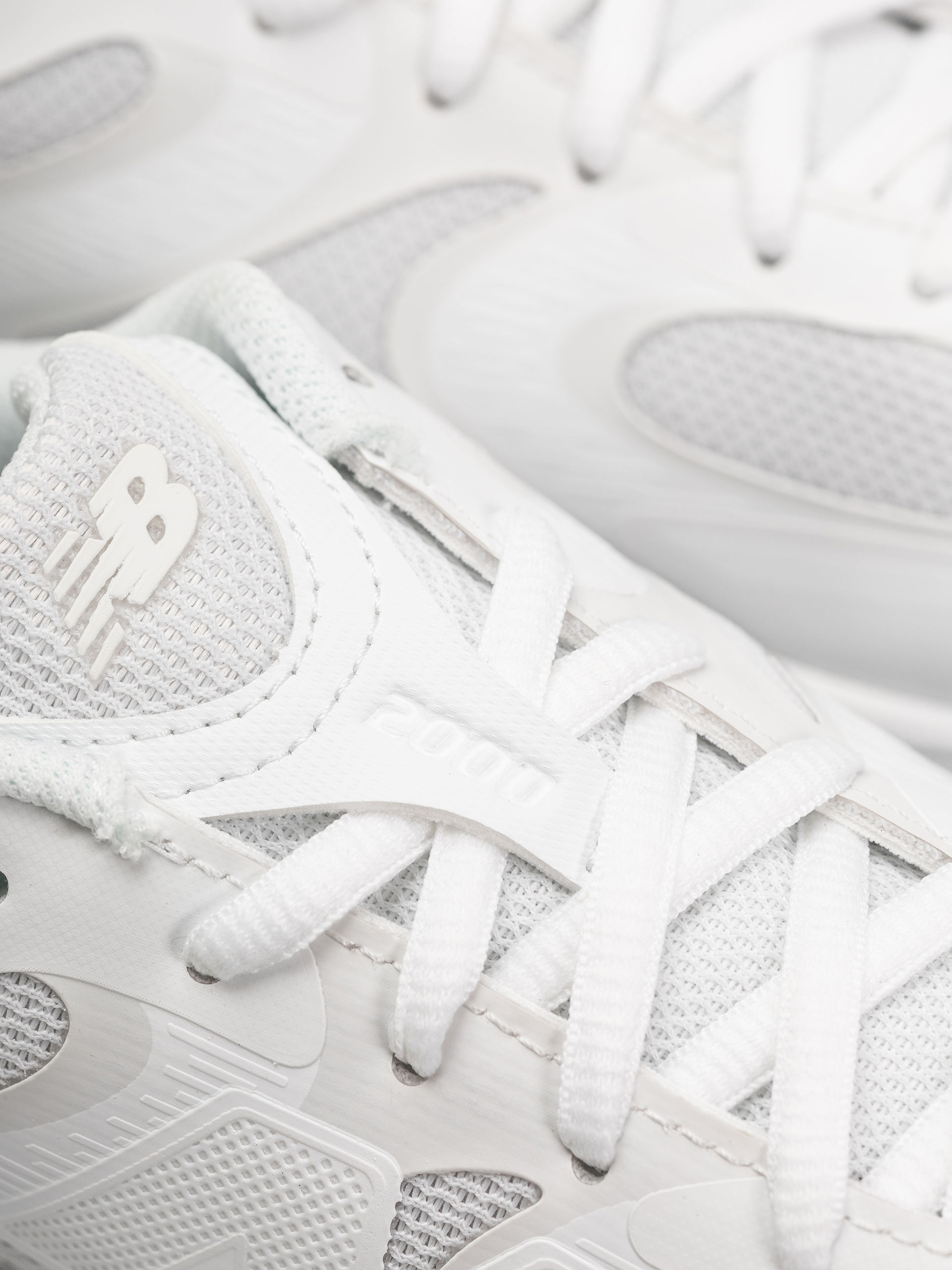 Boty New Balance 2000 (white/white/black)