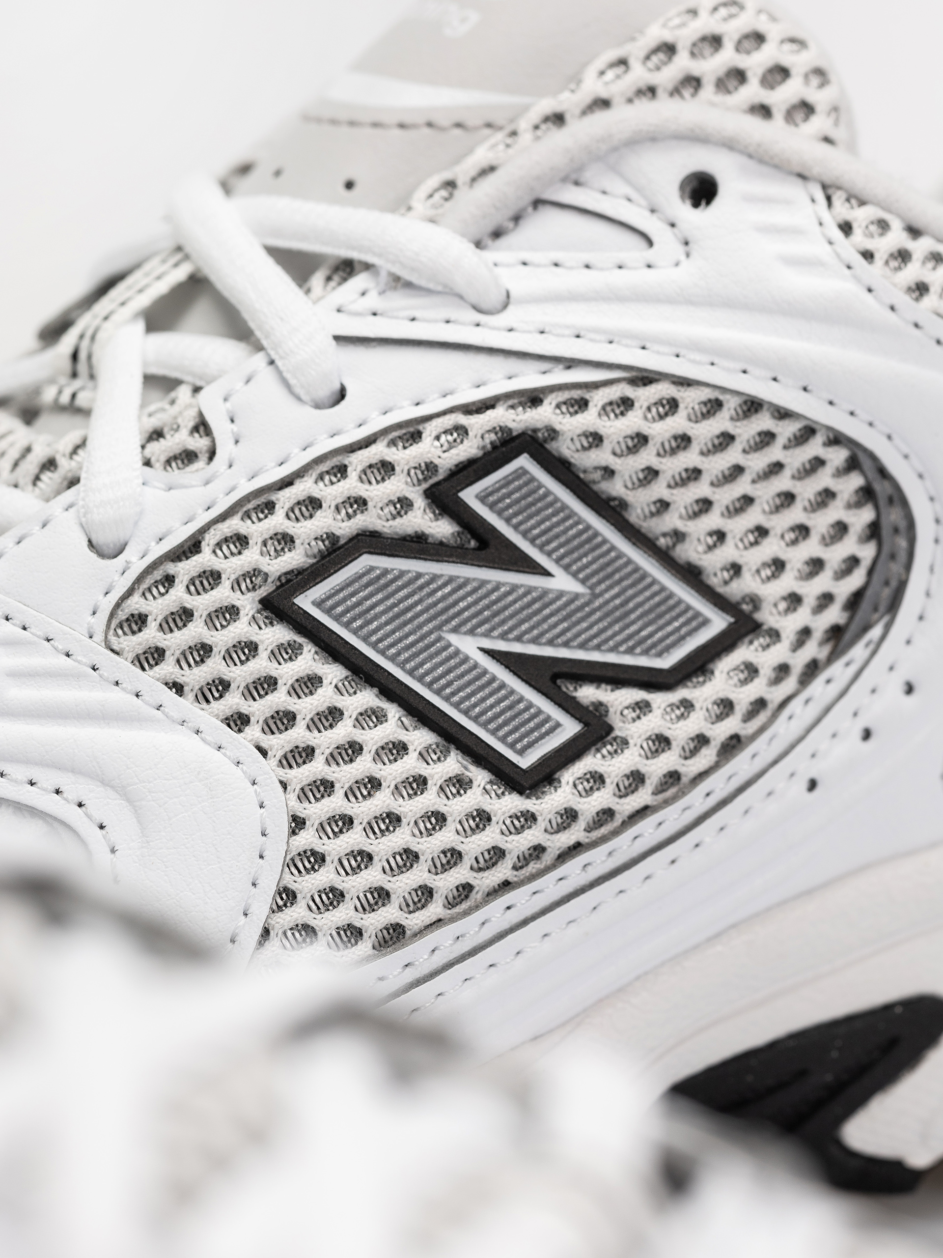 Boty New Balance 530 (white/silver metallic/black)