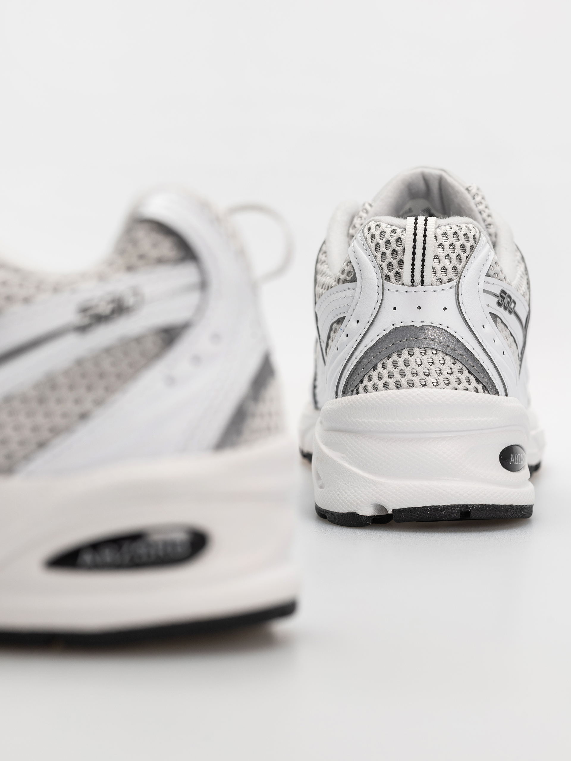 Boty New Balance 530 (white/silver metallic/black)