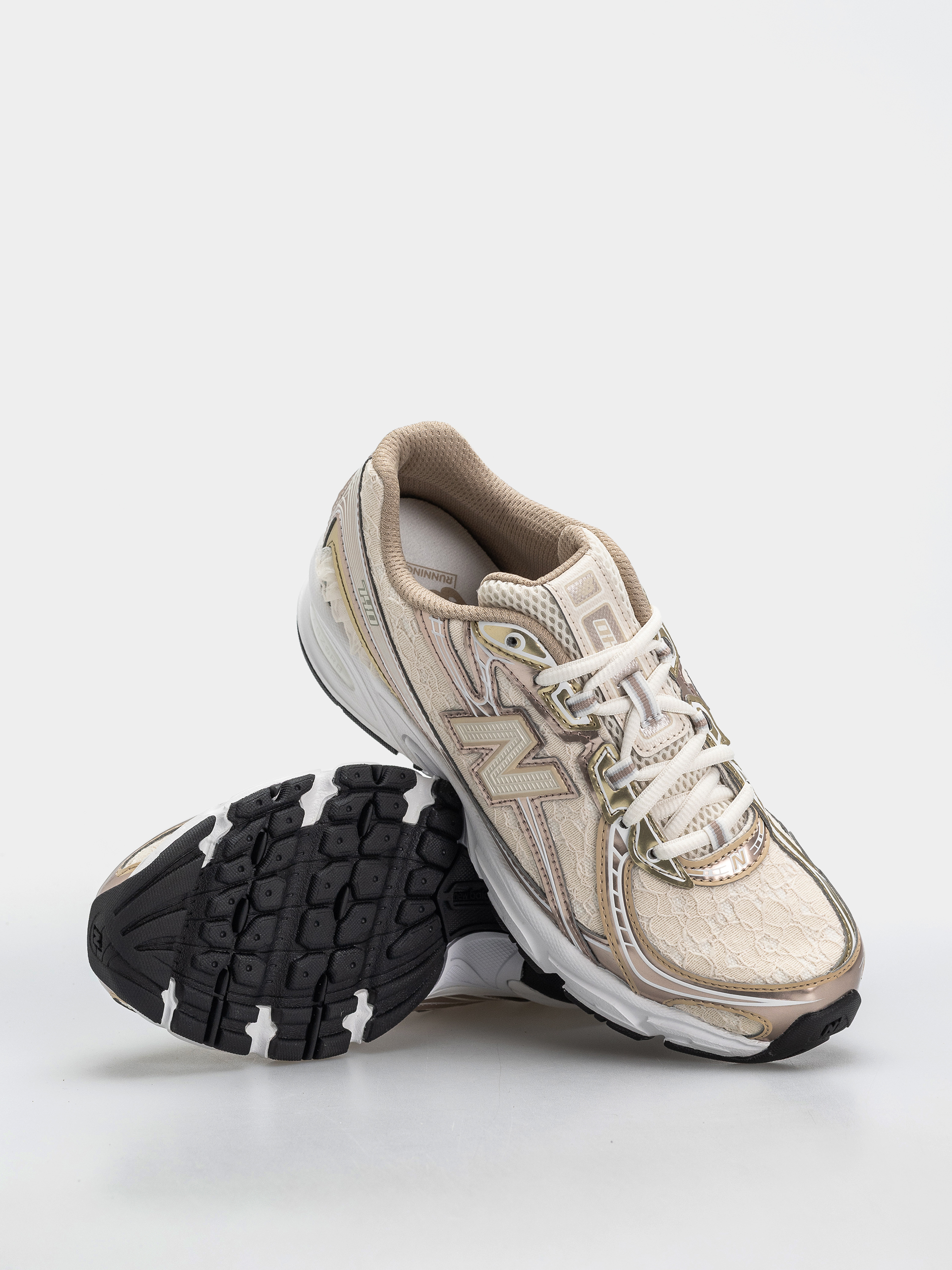 Boty New Balance 740 (sea salt/silver metallic)