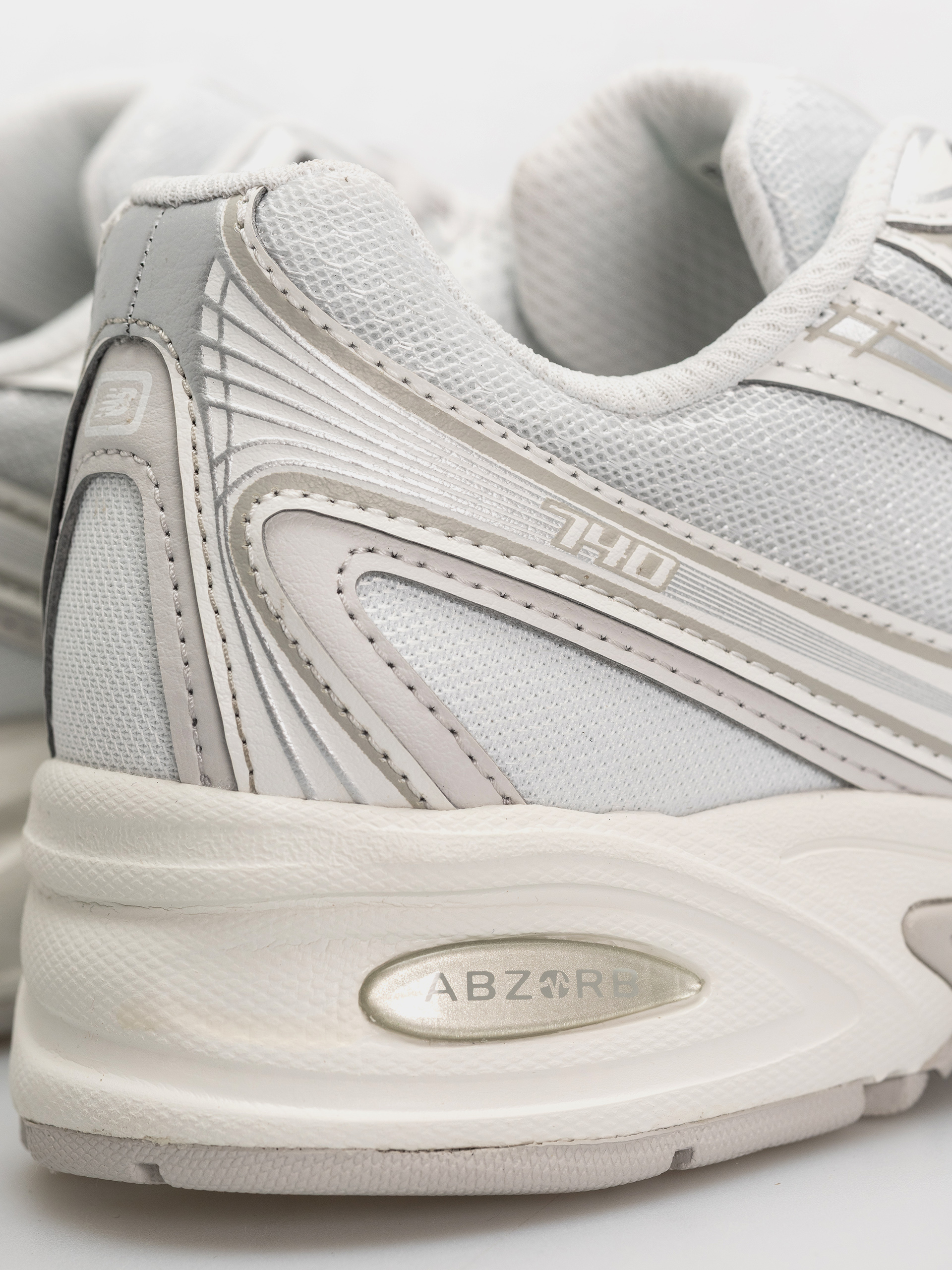 Boty New Balance 740 (white/silver metallic)
