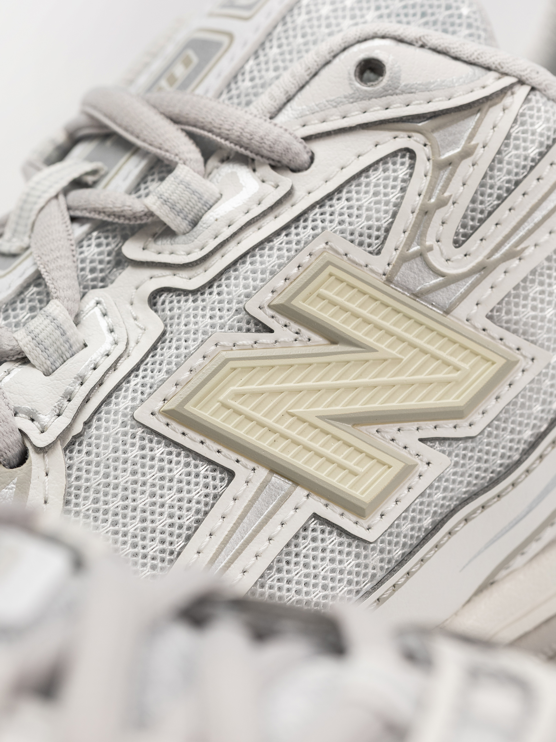Boty New Balance 740 (white/silver metallic)