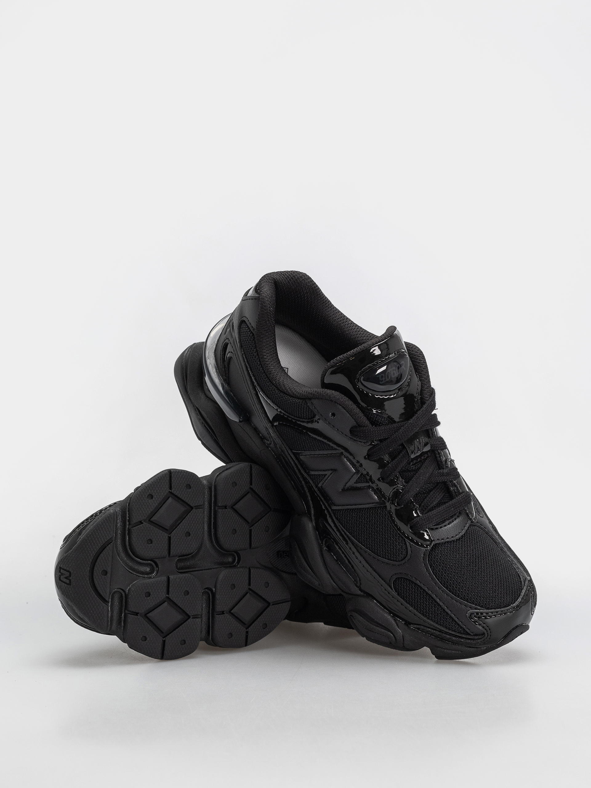 Boty New Balance 9060 (black/black)