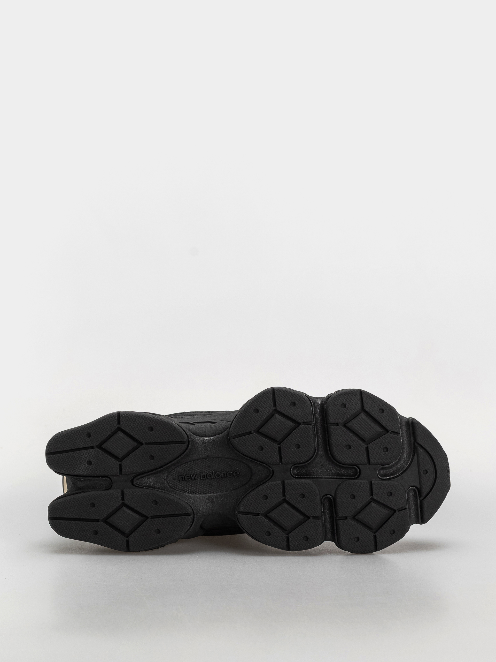 Boty New Balance 9060 (black/black)