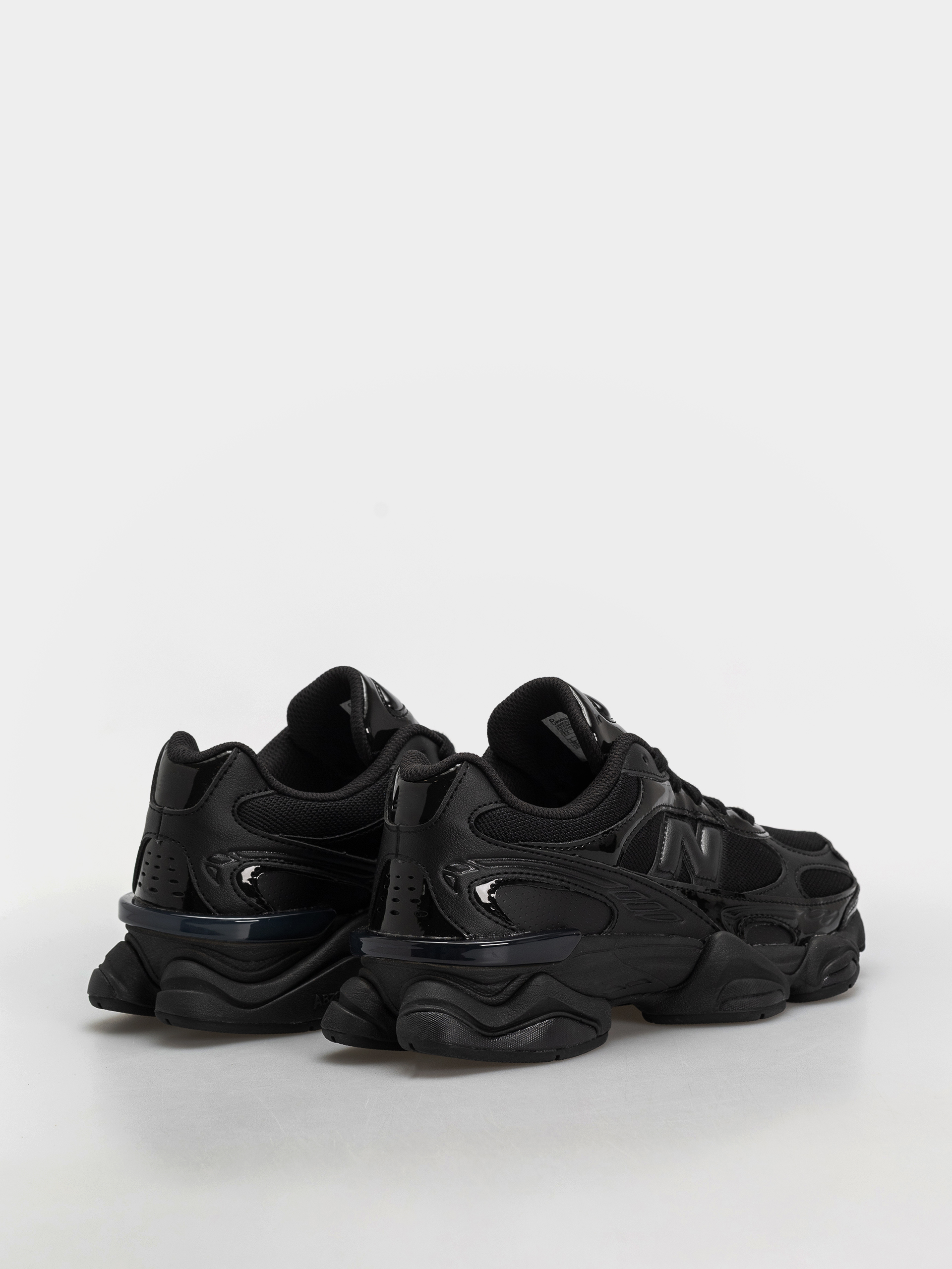 Boty New Balance 9060 (black/black)
