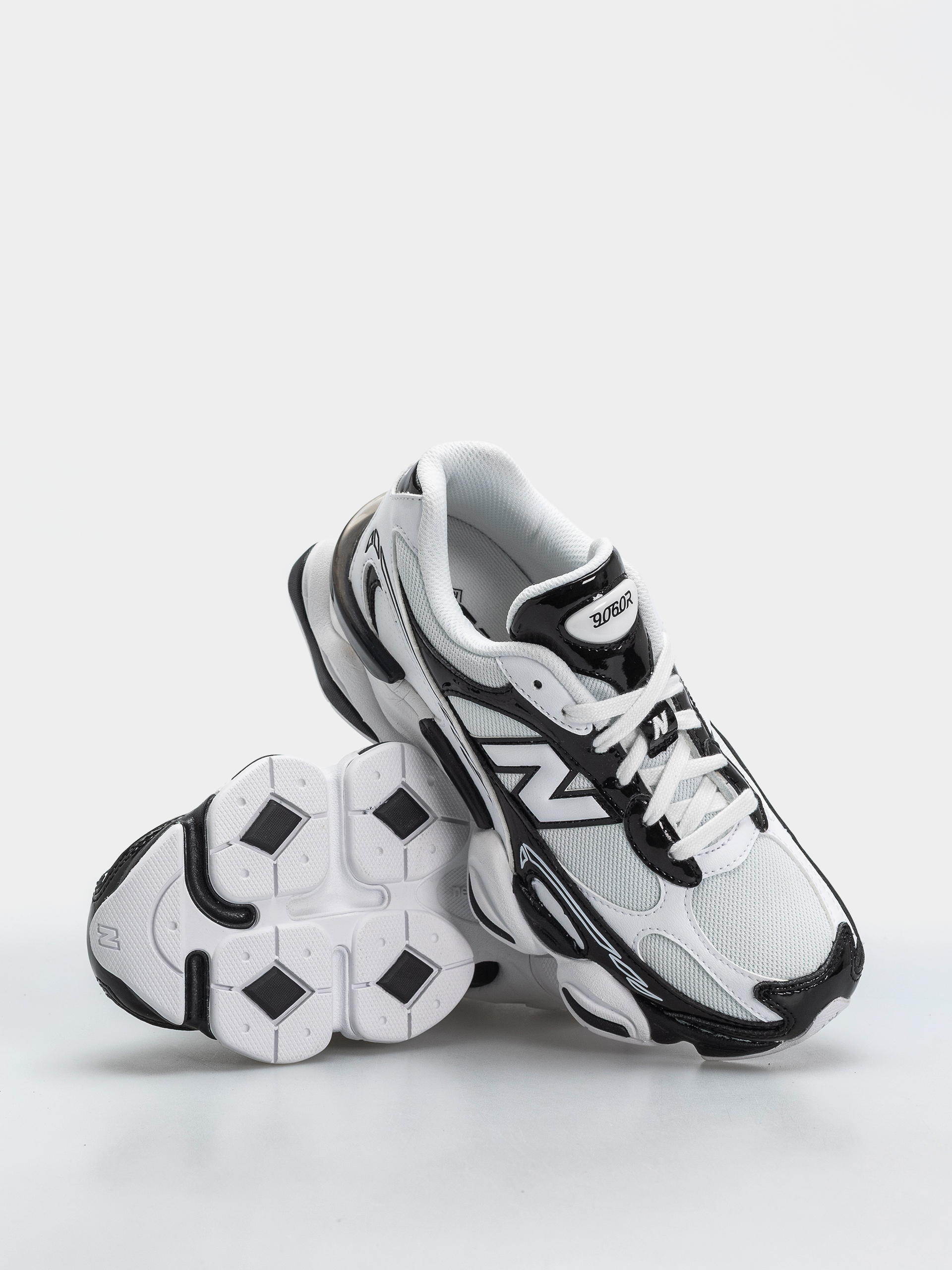 Boty New Balance 9060 (black/white)