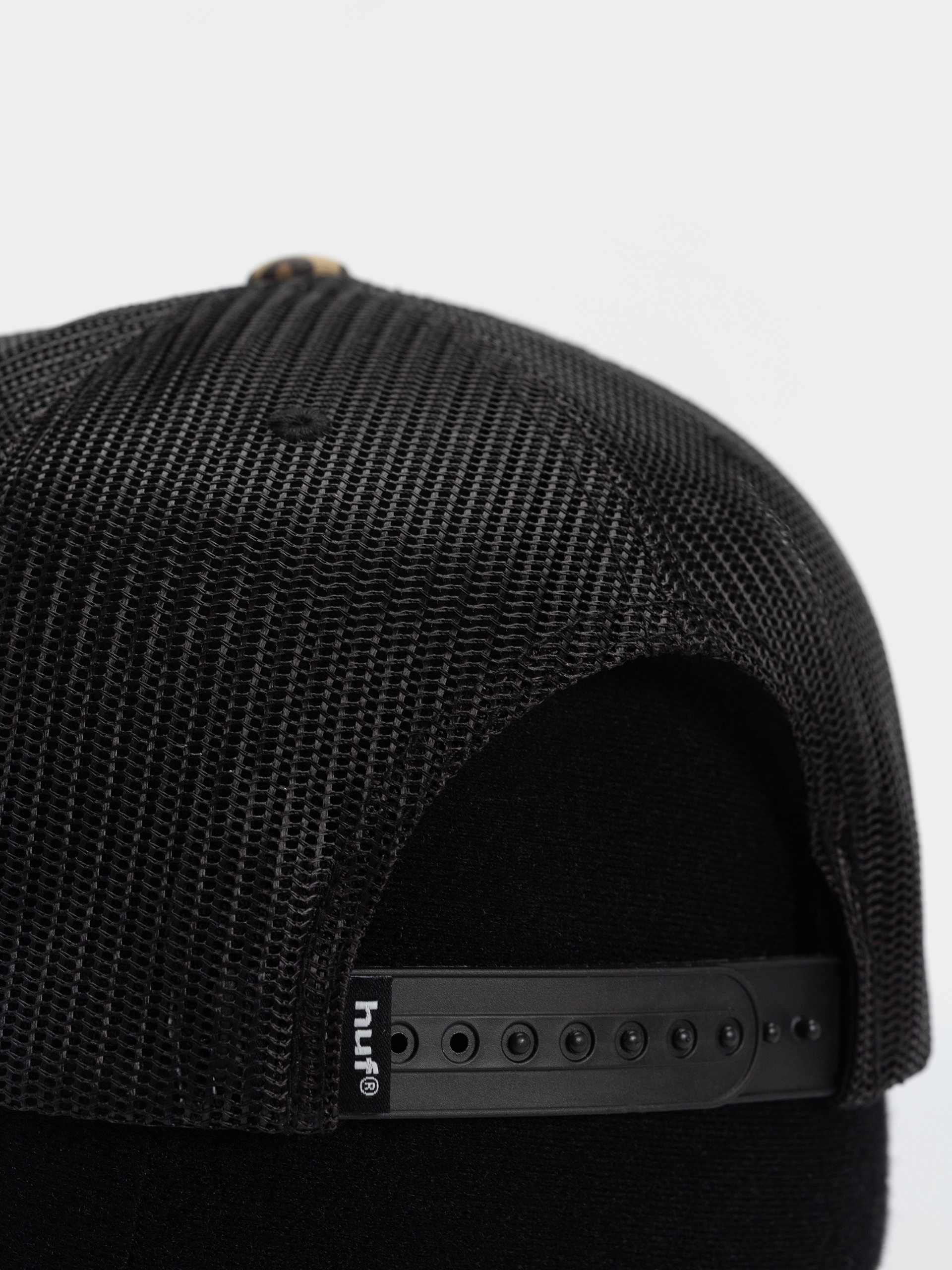 Kšiltovka  HUF Safari Trucker (leopard)