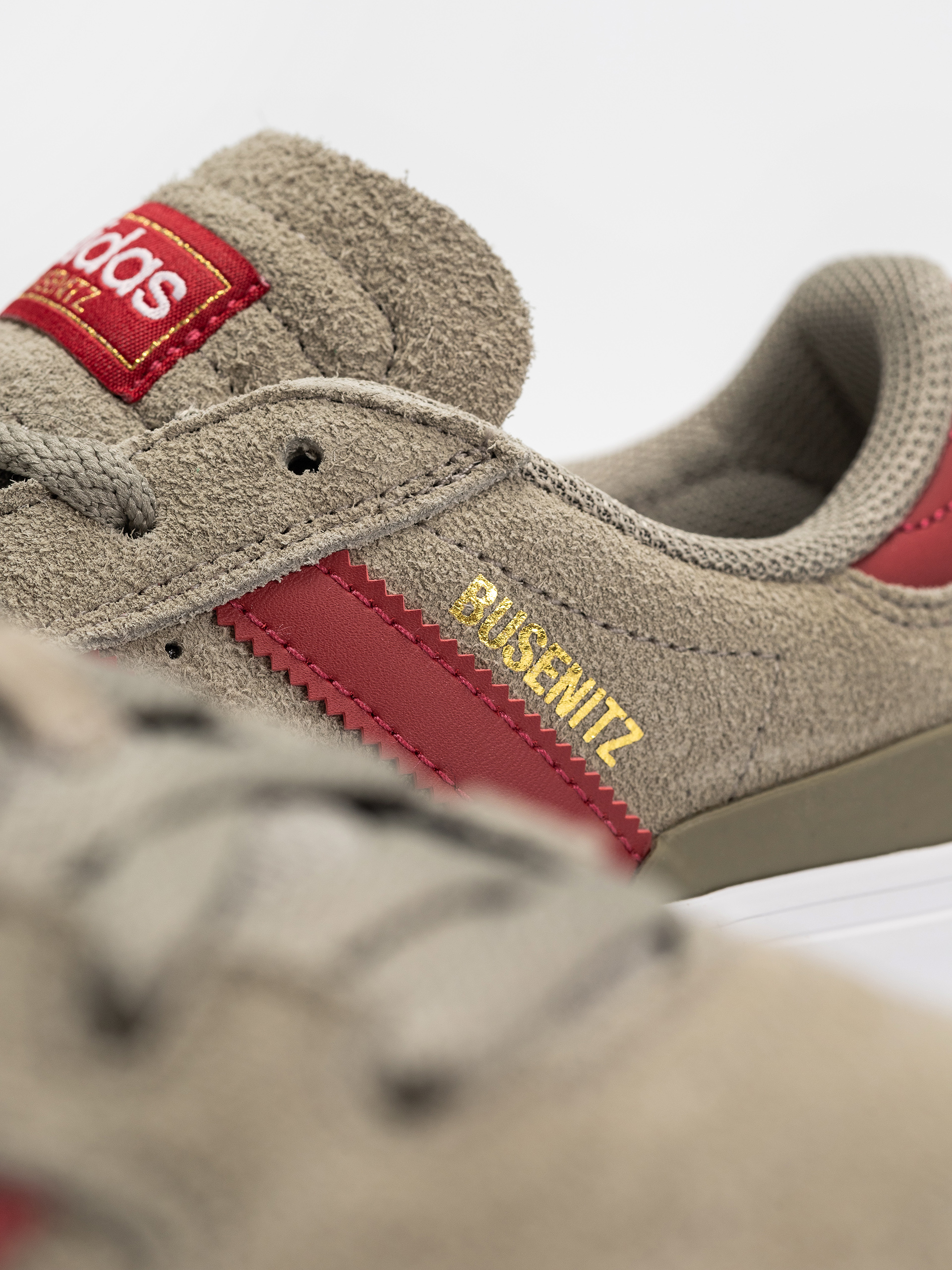 Boty adidas Busenitz Vulc II (silpeb/tmvire/ftwwht)