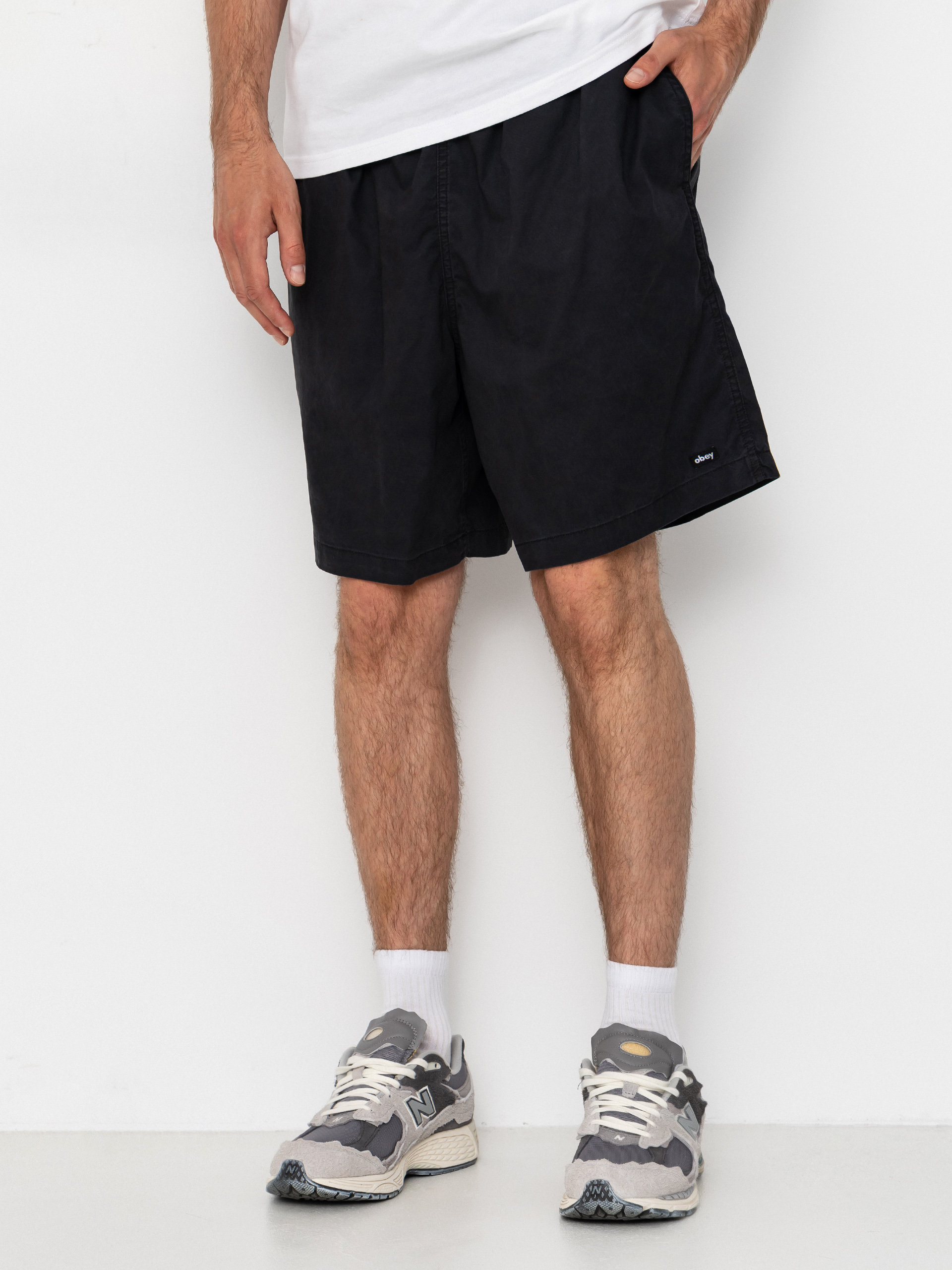 Kraťasy OBEY Easy Trail (black faded wash)