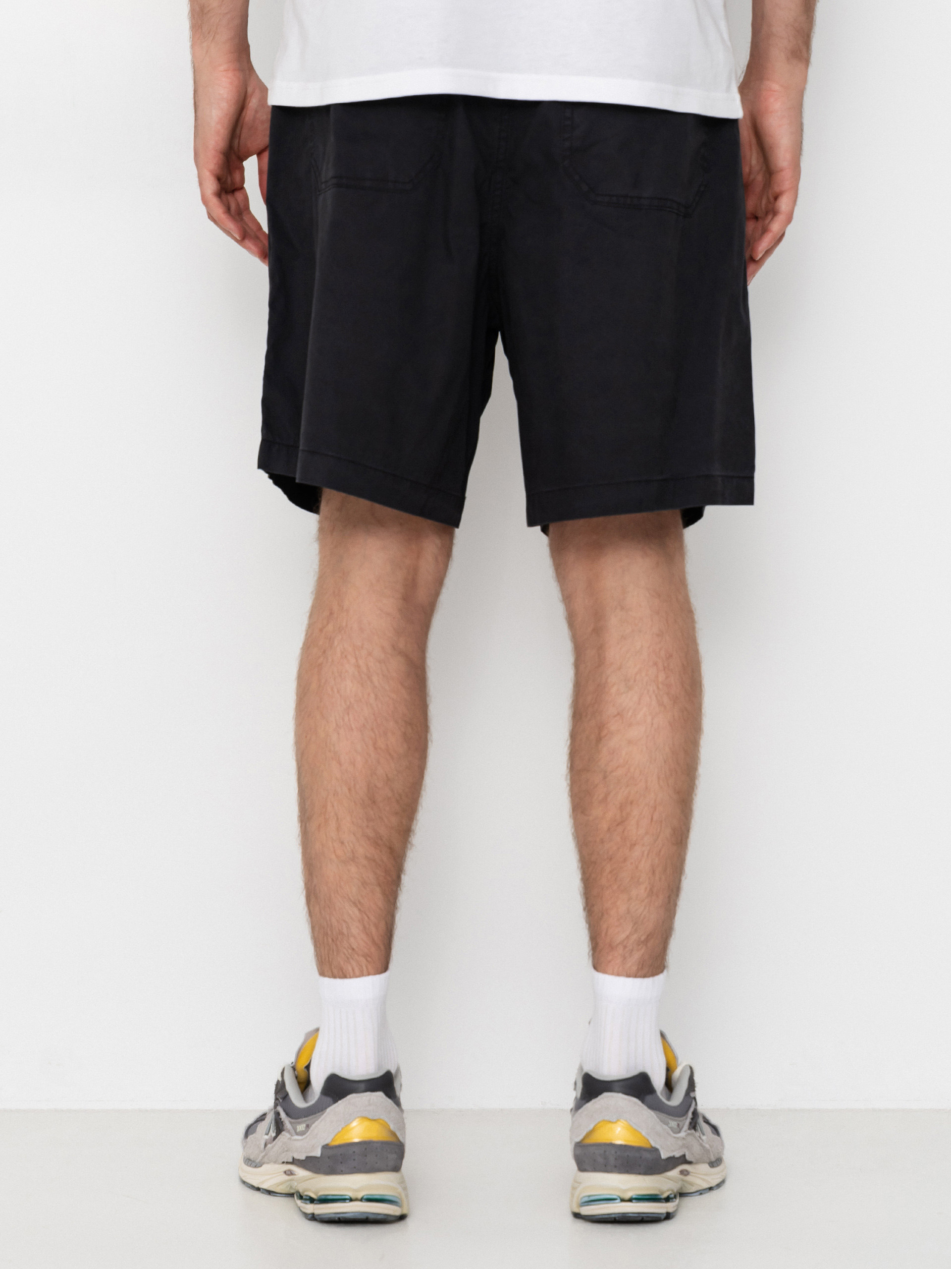 Kraťasy OBEY Easy Trail (black faded wash)