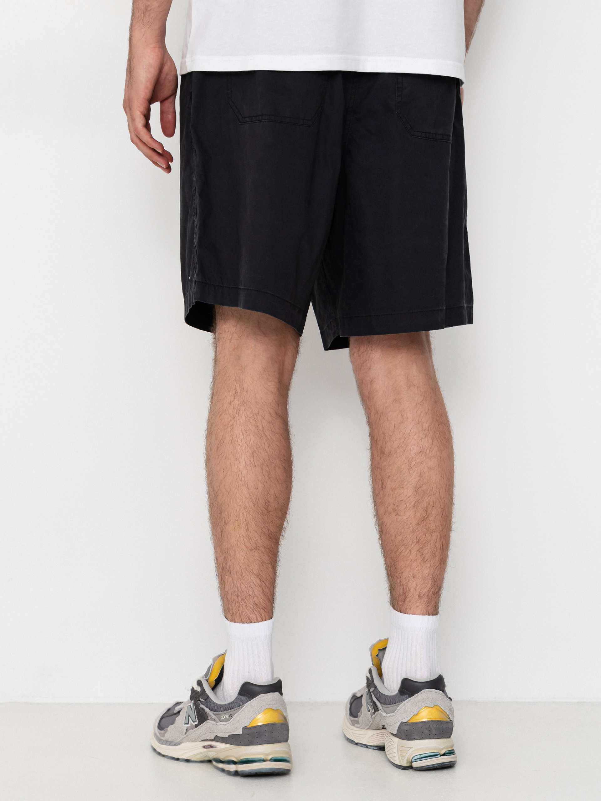 Kraťasy OBEY Easy Trail (black faded wash)
