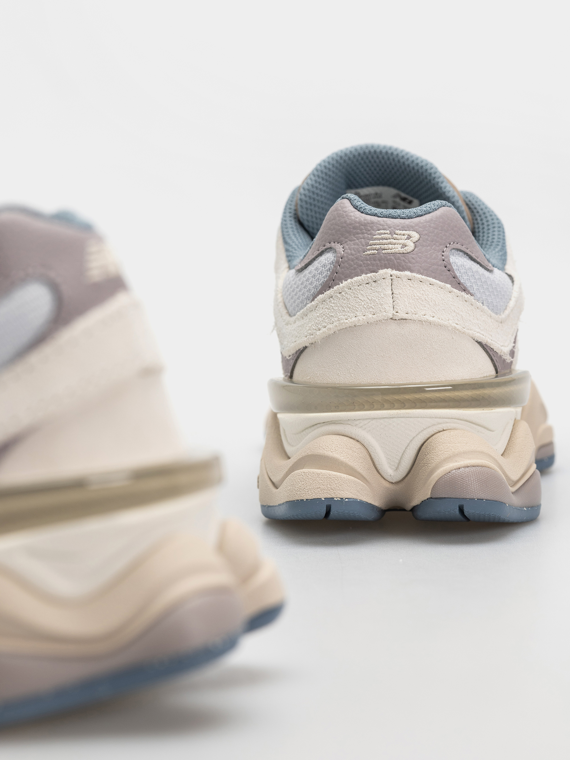 Boty New Balance 9060 (zinc blue/sea salt)