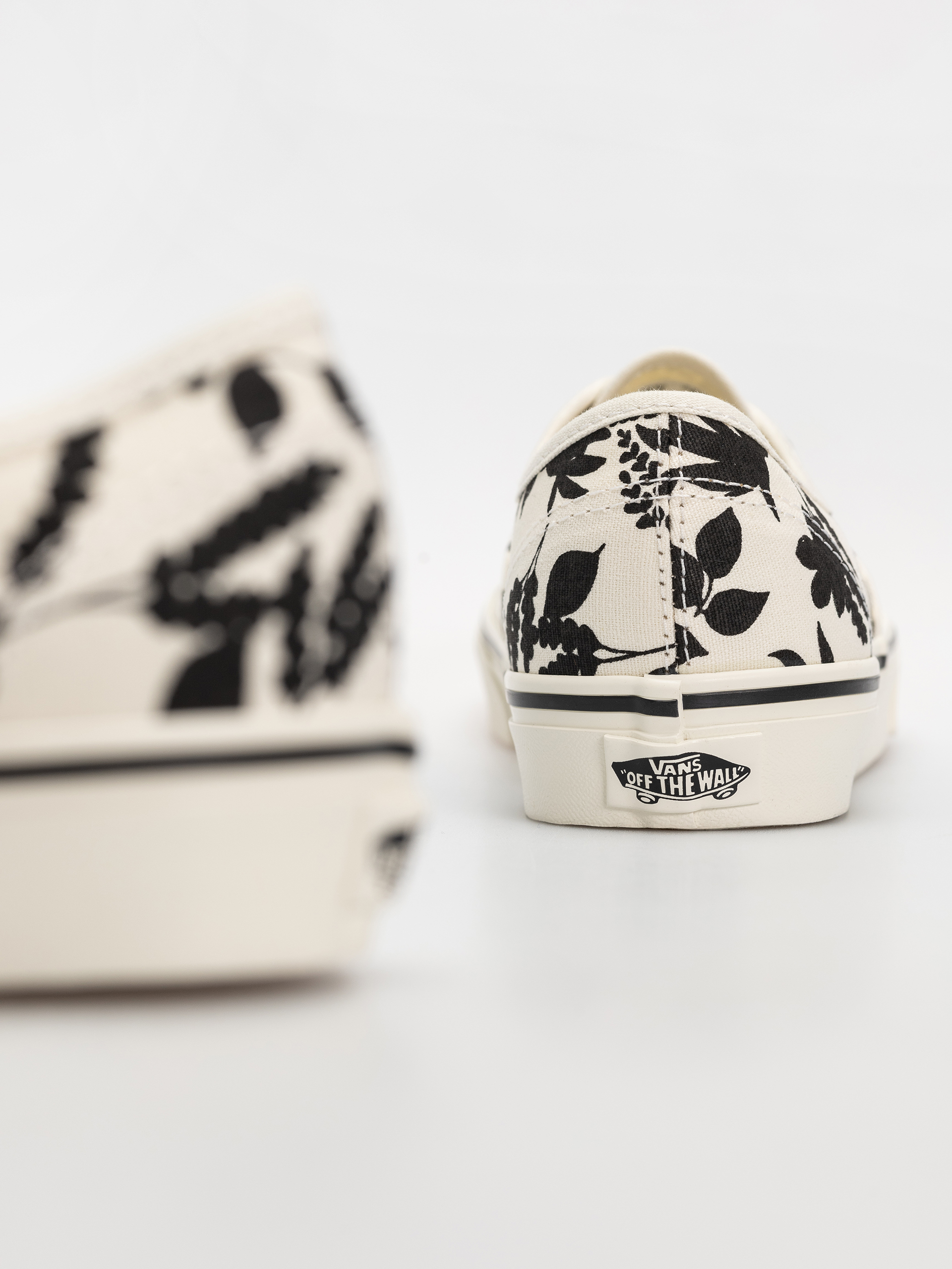 Boty Vans Authentic (black)