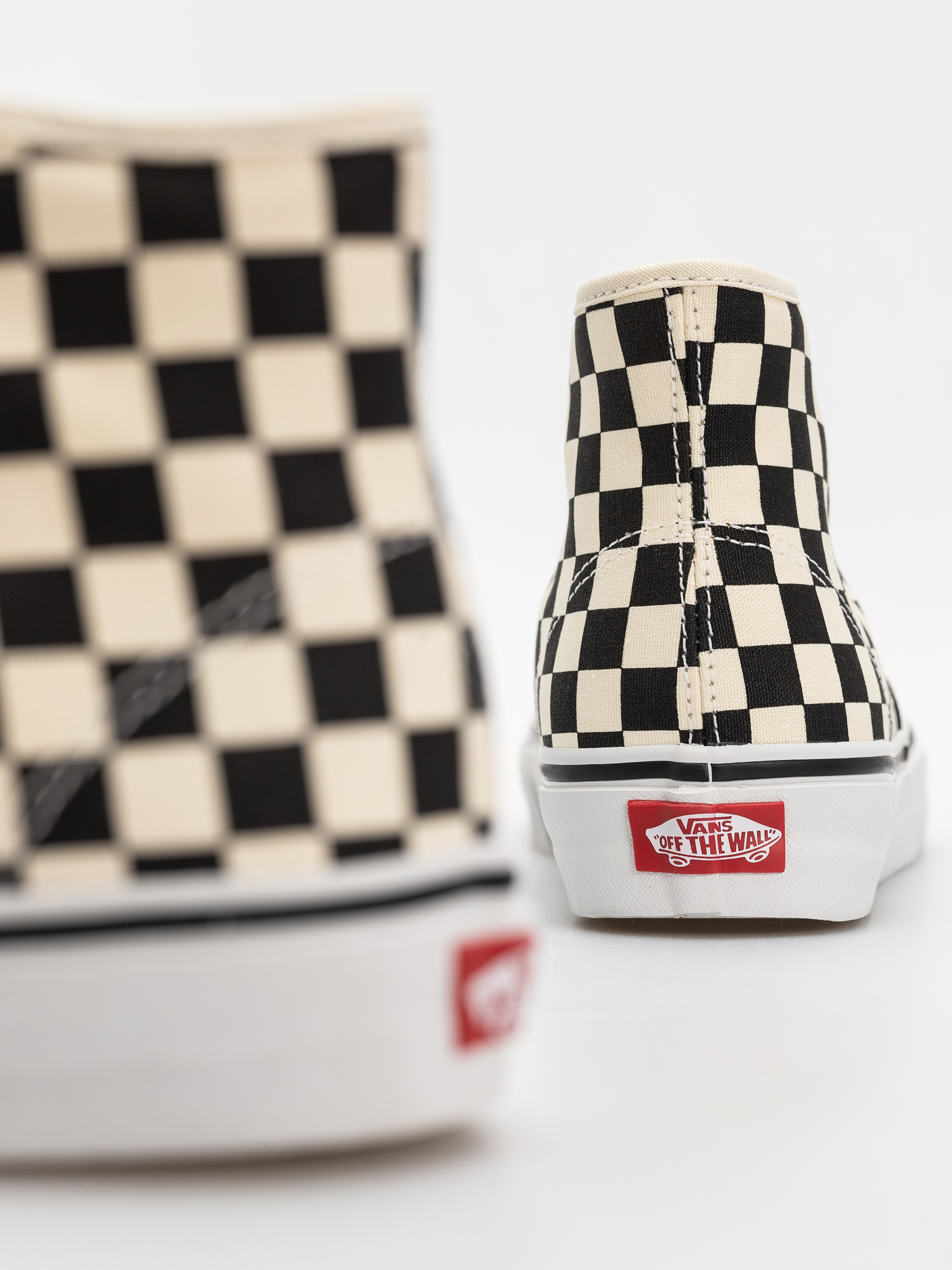 Boty Vans Authentic Hi 2.0 (black/true white)