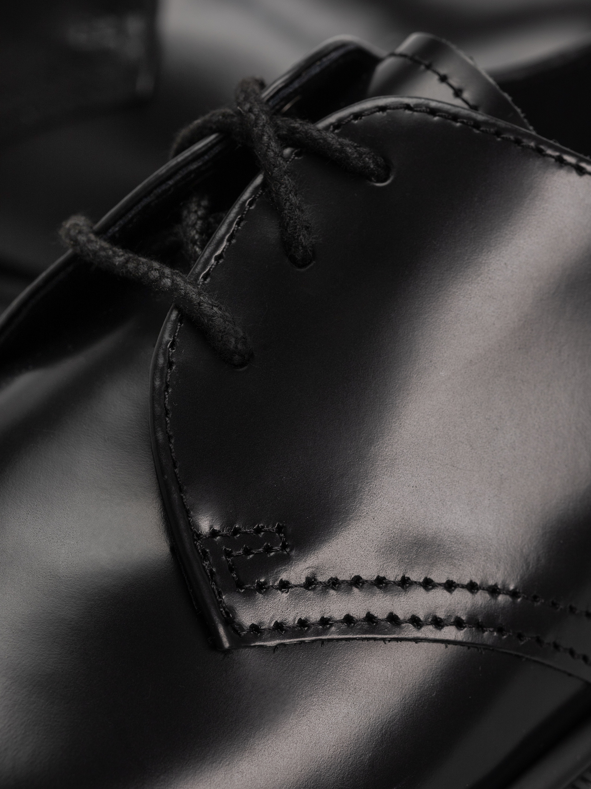 Boty Dr. Martens Mayfare 3 Eye (black polished smooth)
