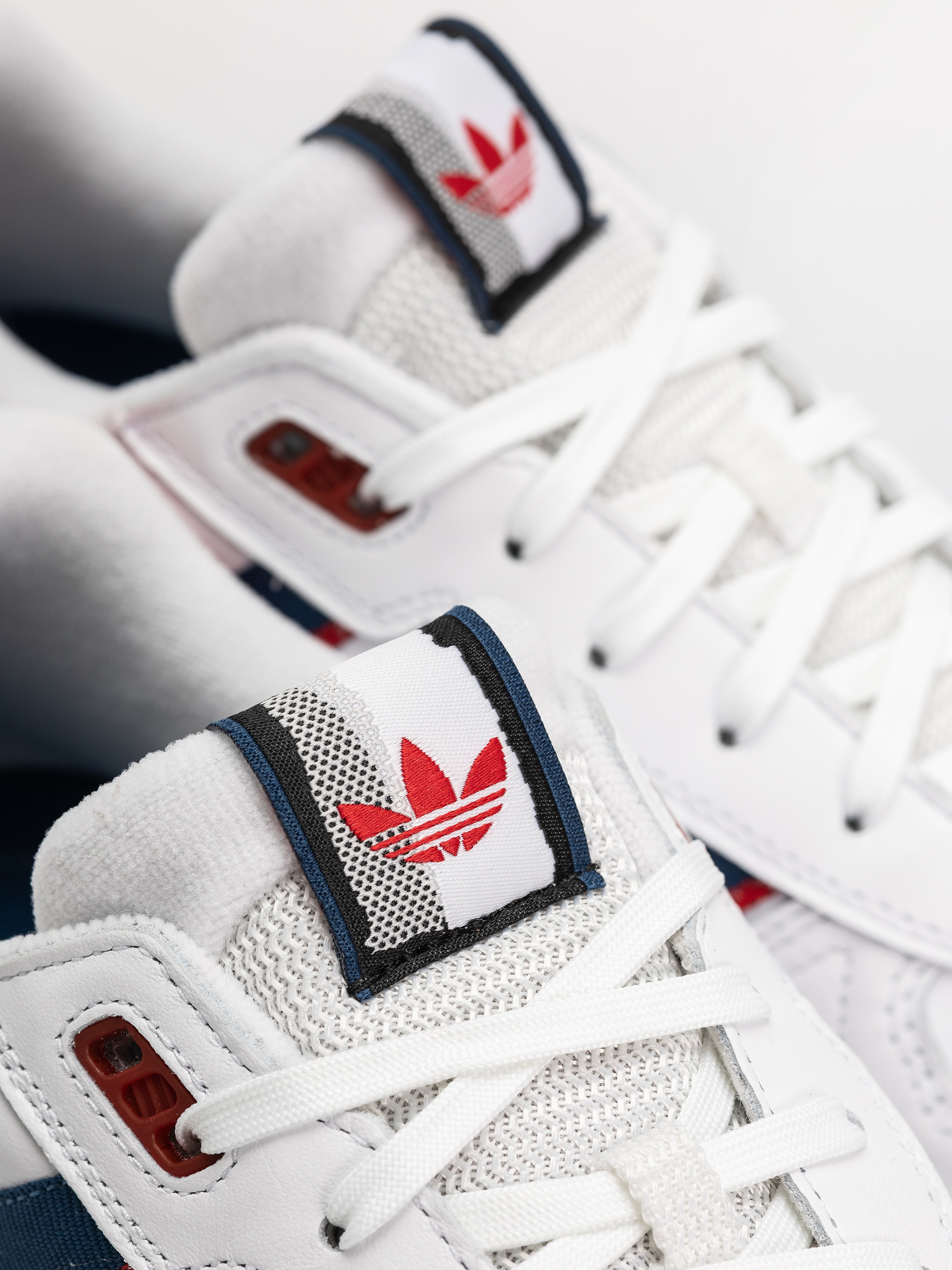 Boty adidas Tekkira Cup (ftwwht/betsca)