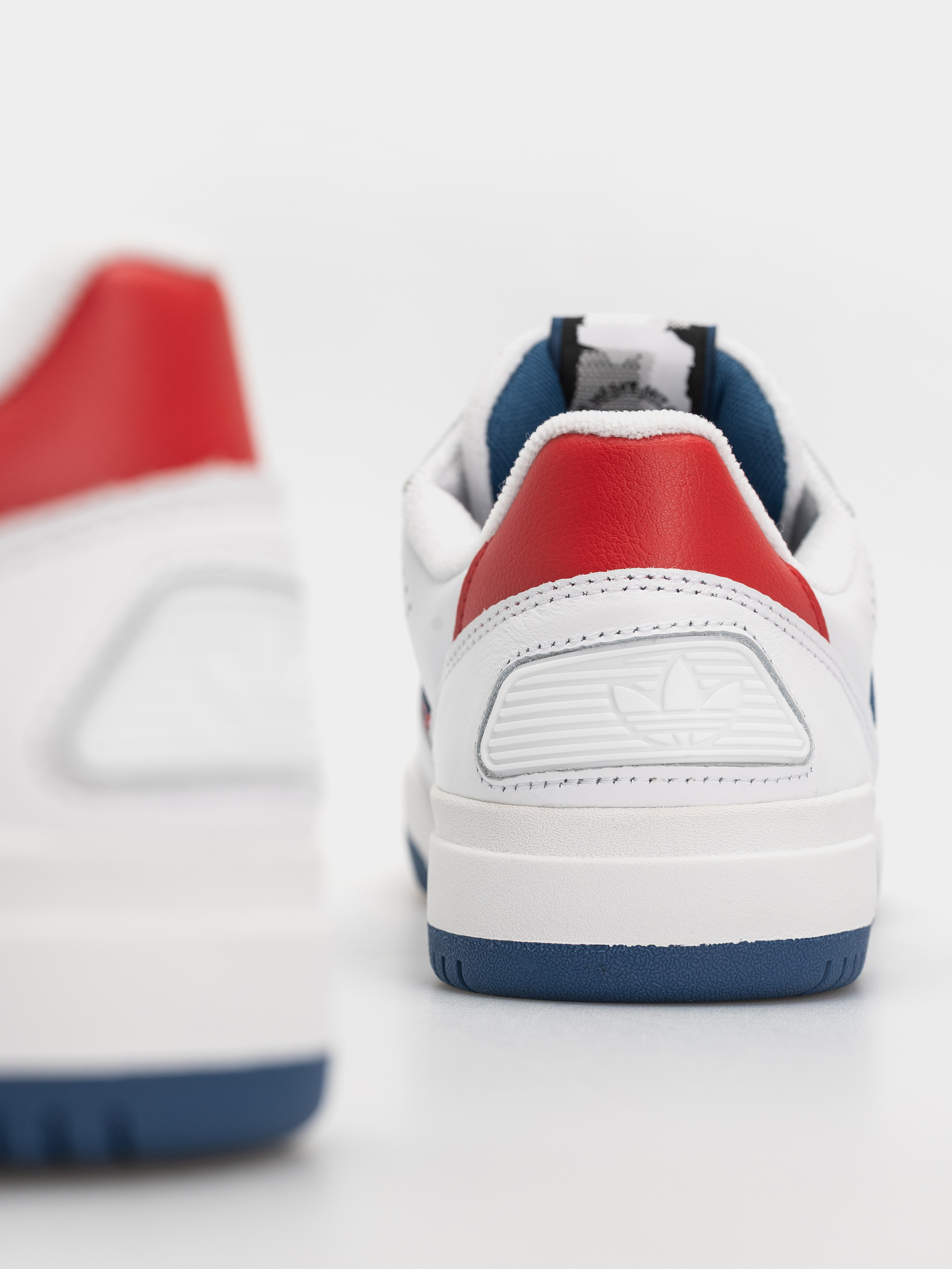 Boty adidas Tekkira Cup (ftwwht/betsca)