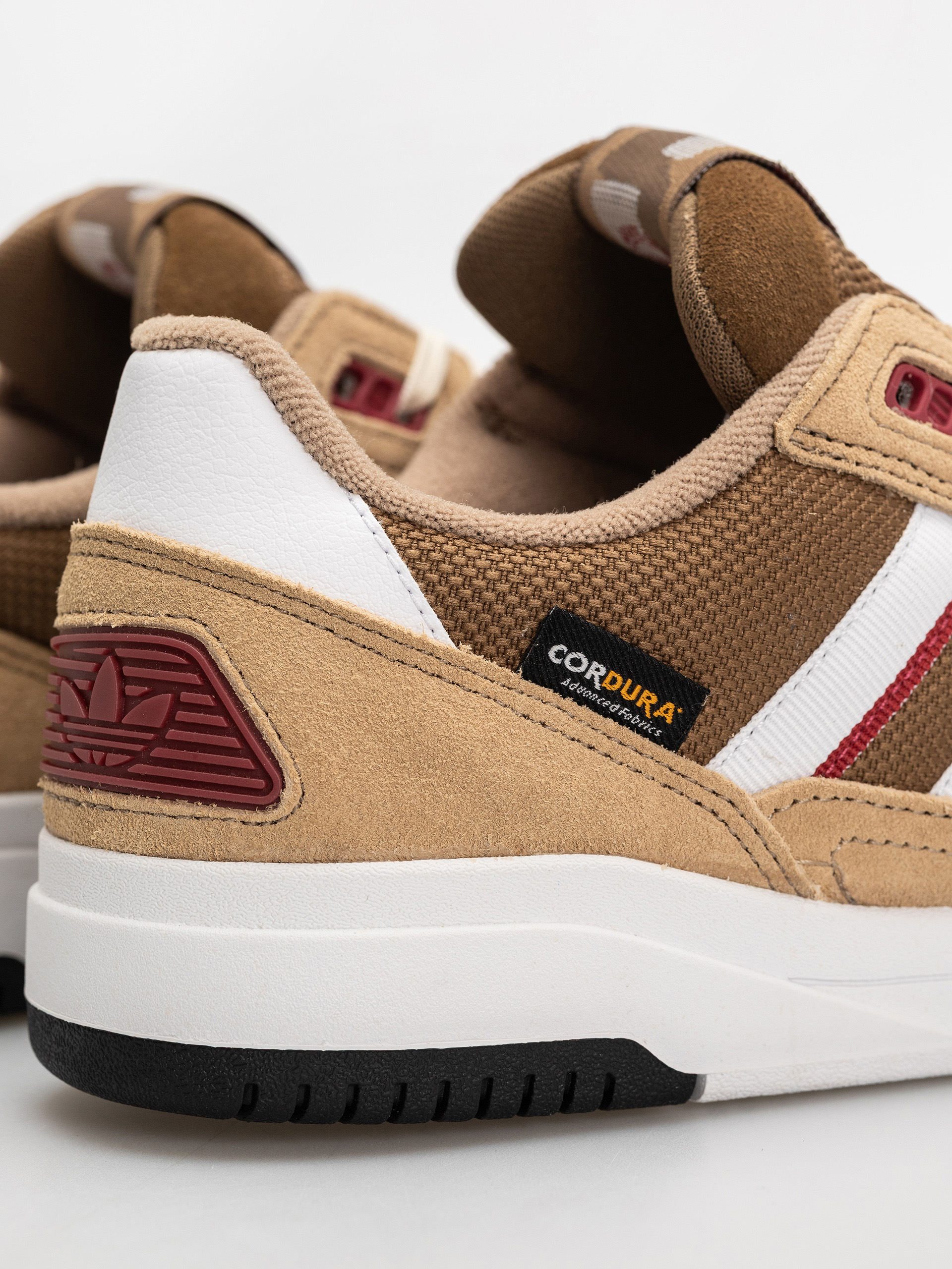 Boty adidas Tekkira Cup (cardbo/ftwwht/tmvire)