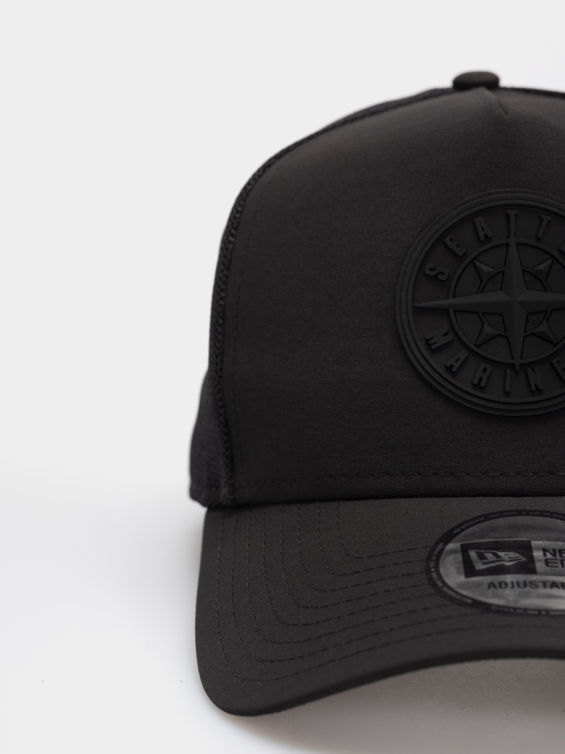 Kšiltovka  New Era Mlb Sport Trucker Mariners (black)