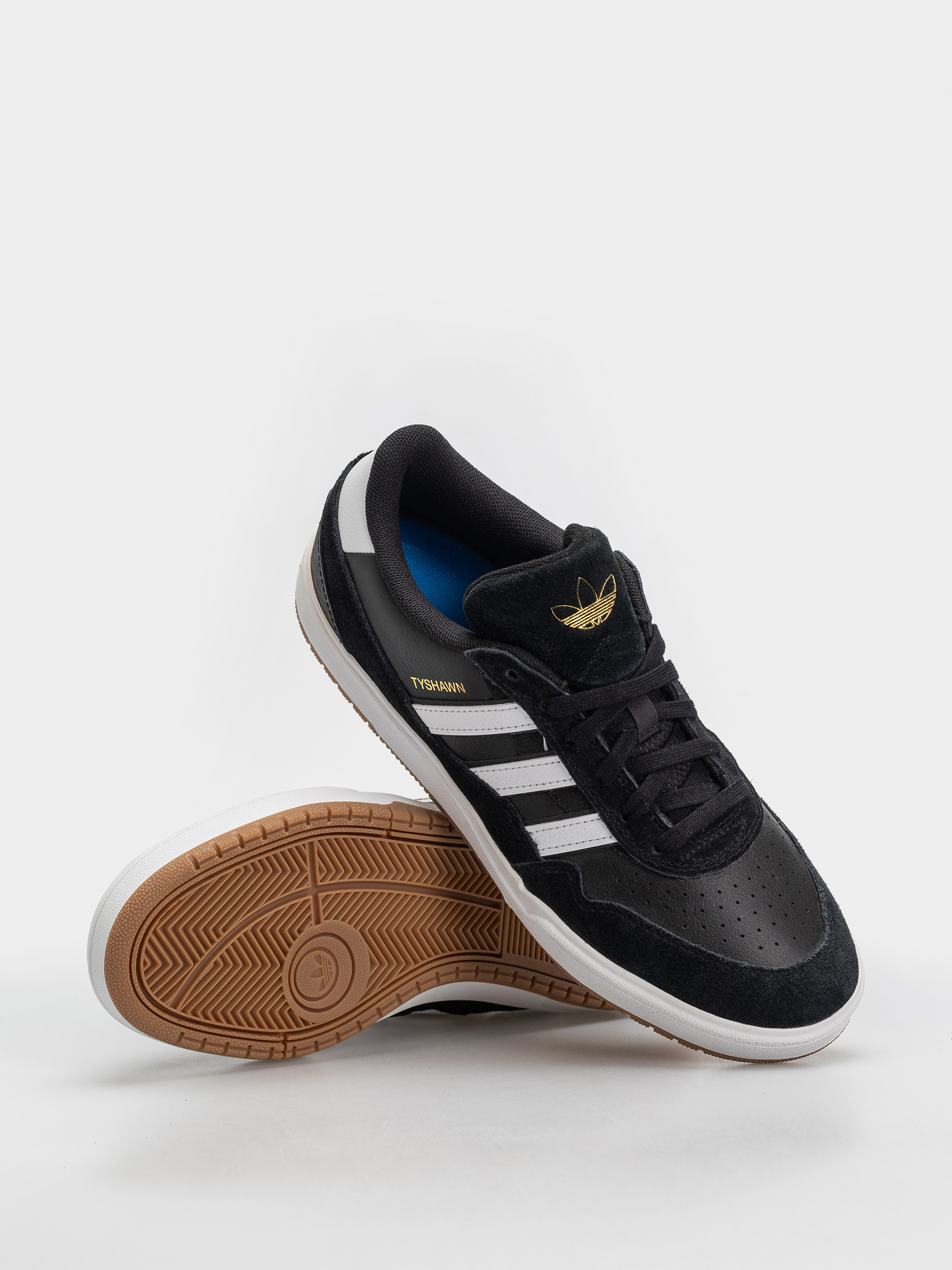 Boty adidas Tyshawn II (cblack/ftwwht/gum4)