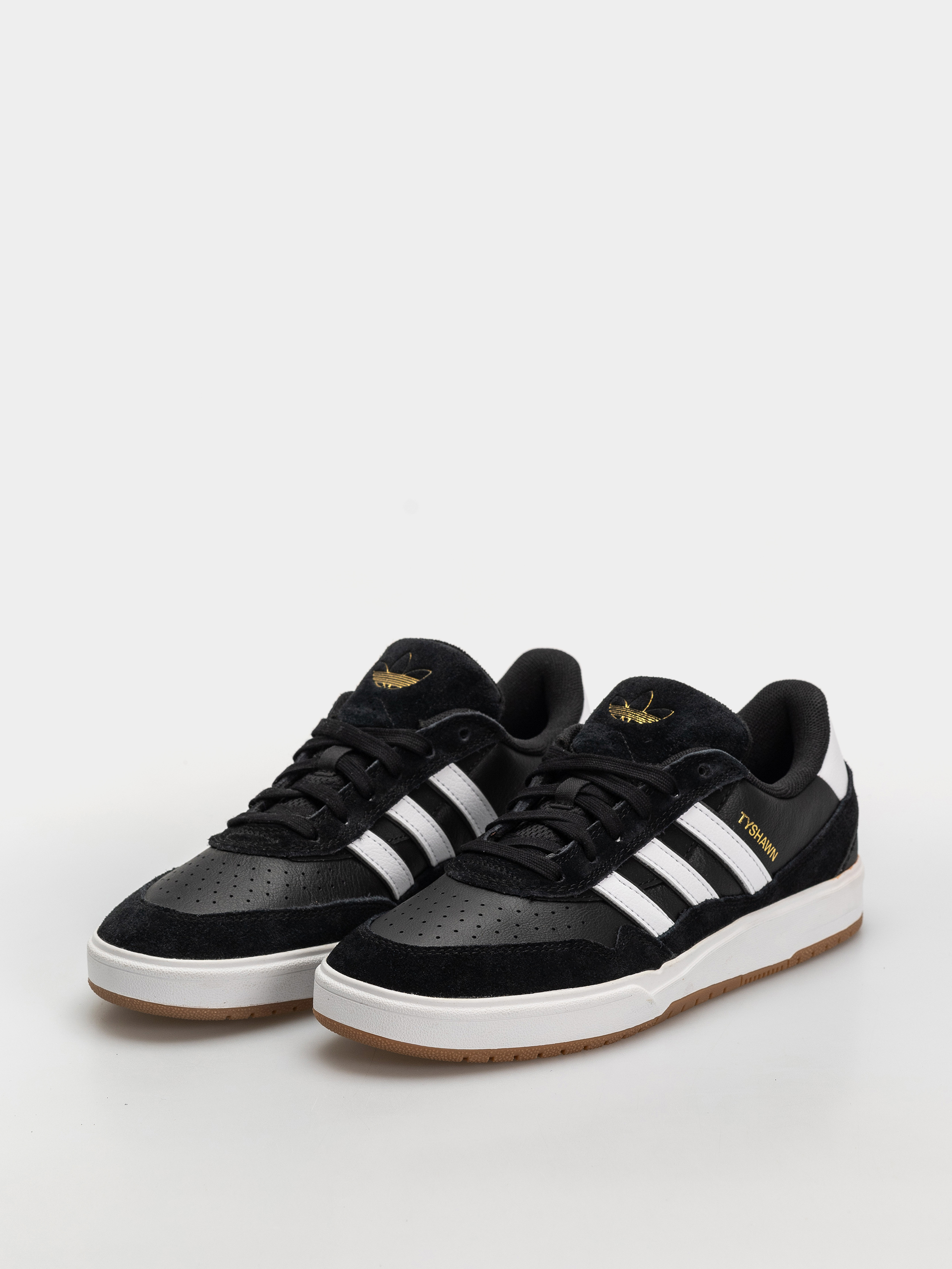 Boty adidas Tyshawn II (cblack/ftwwht/gum4)