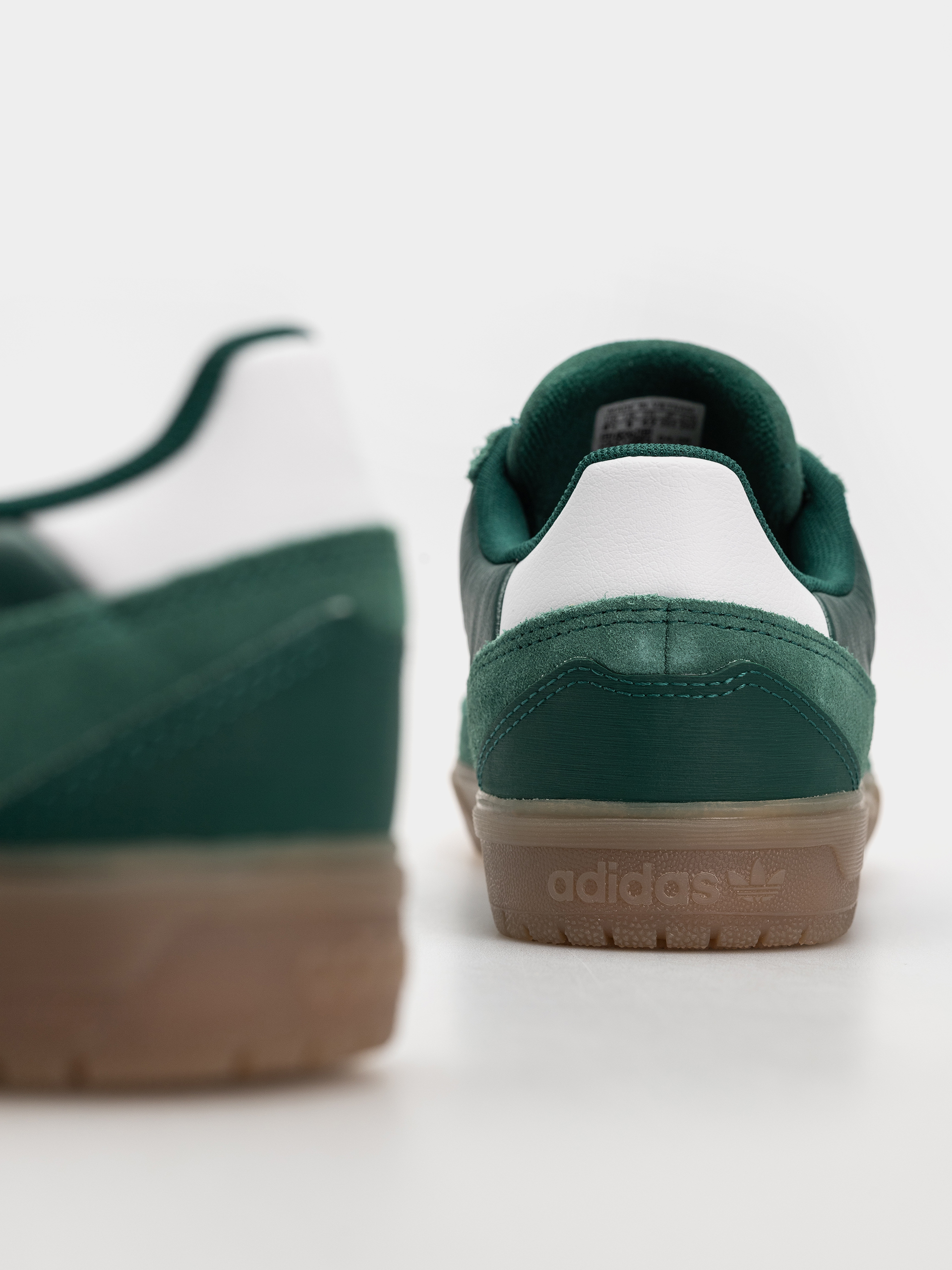 Boty adidas Tyshawn II (cgreen/ftwwht/gum5)
