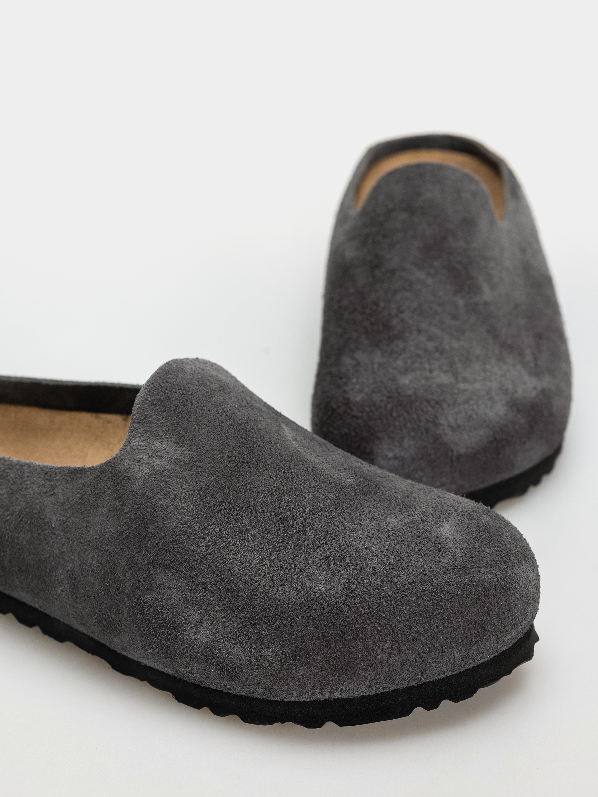 Plážovky Birkenstock Amsterdam Wrapped Suede Leather Narrow (charcoal)