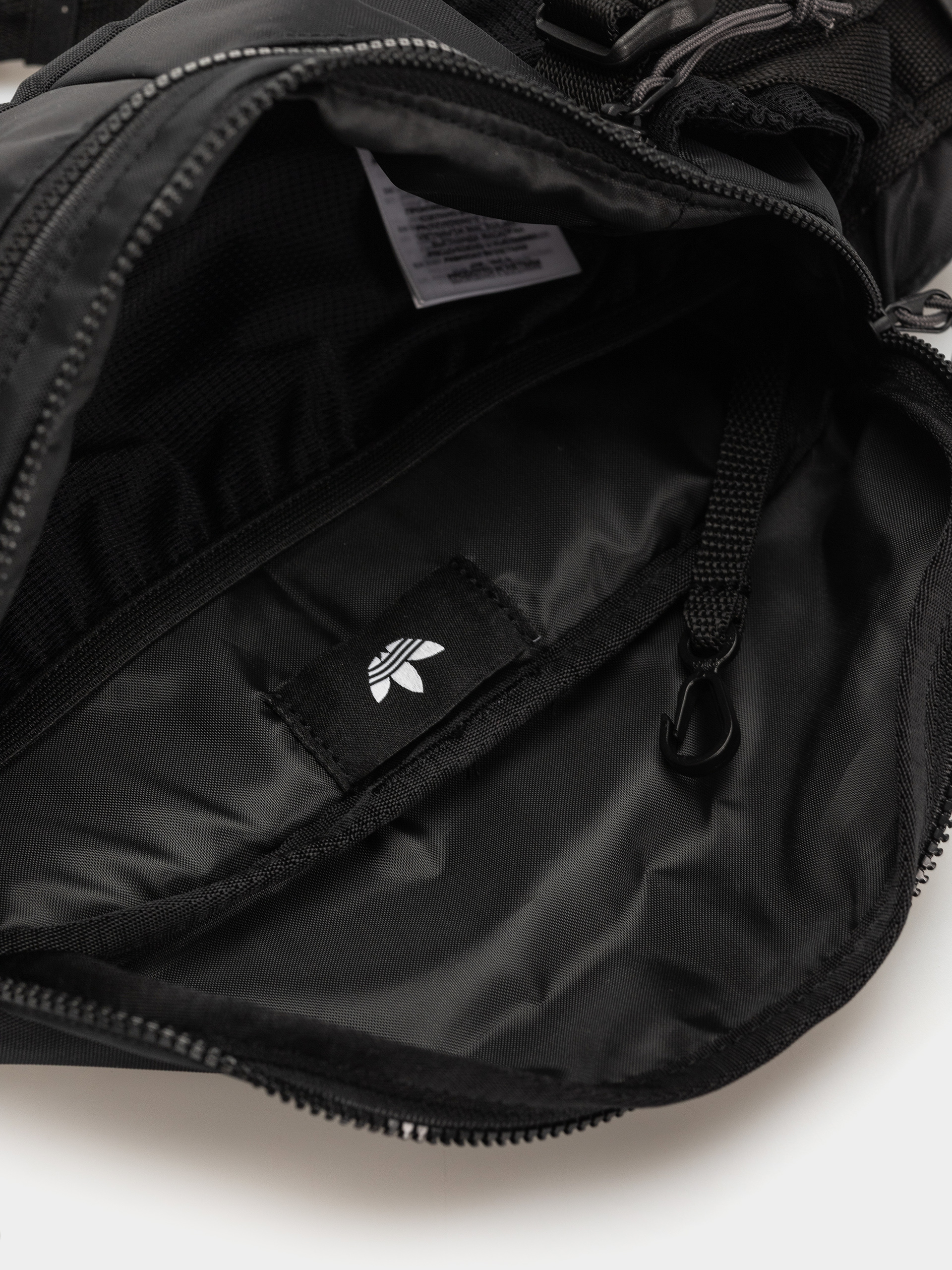 Ledvinka adidas Fsbs Cross Bdy (black)