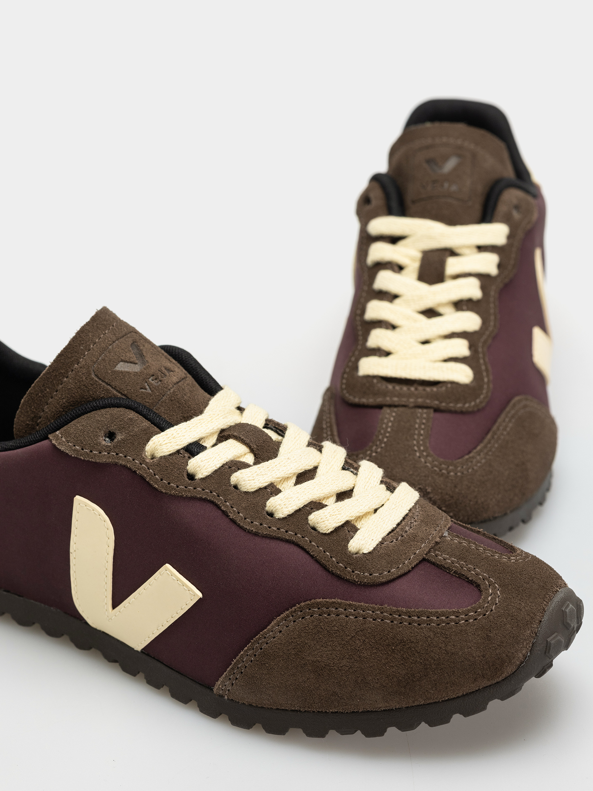 Boty Veja Gt Wmn (amarante butter)