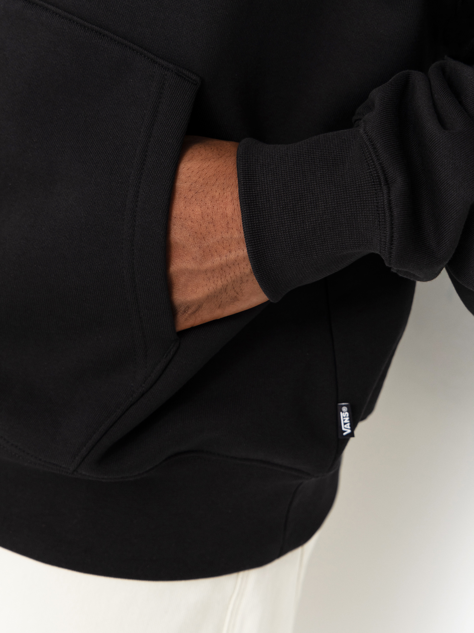 Mikina s kapucí Vans Left Chest II HD (black)